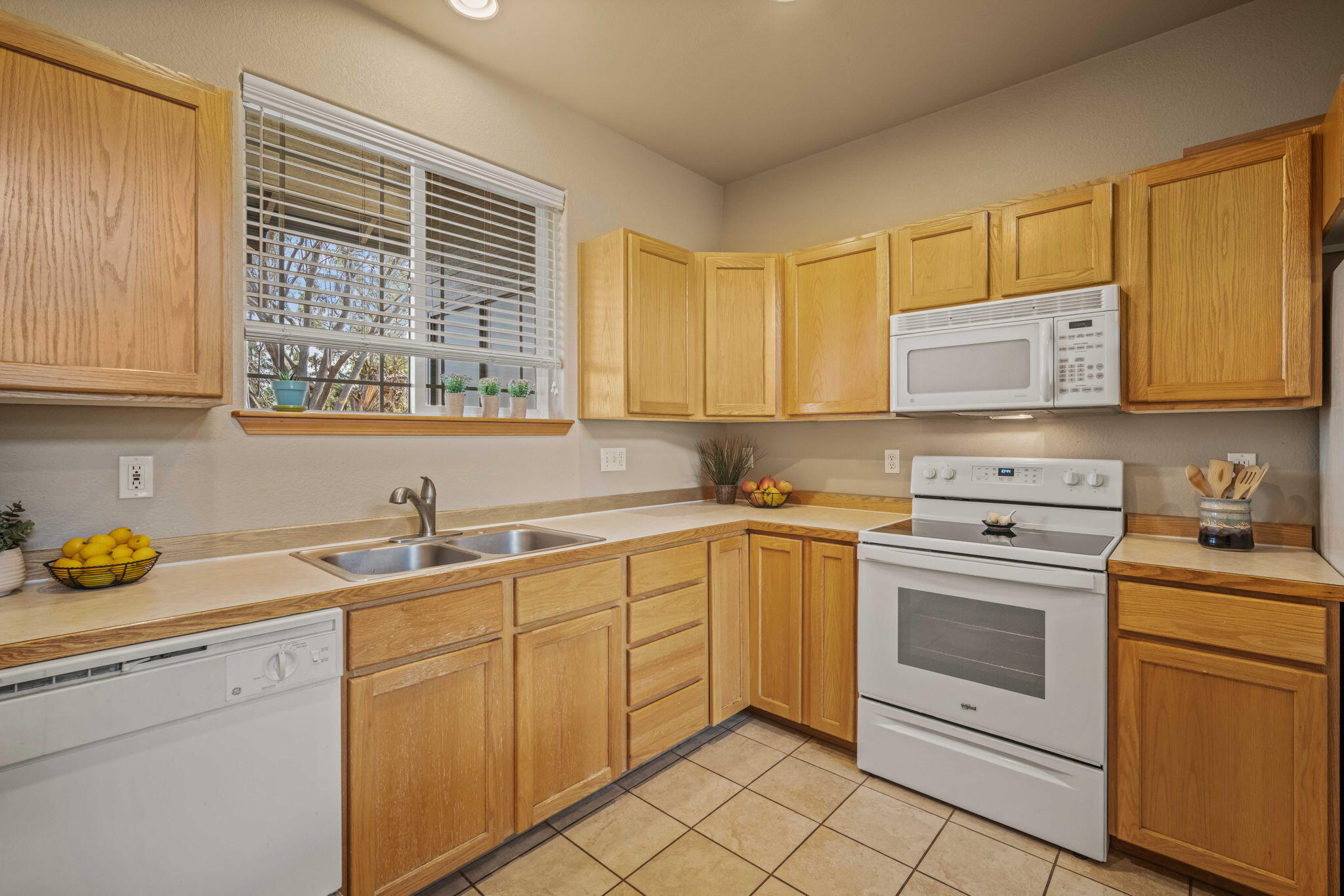 Ridge At Eagle Crest - Residential