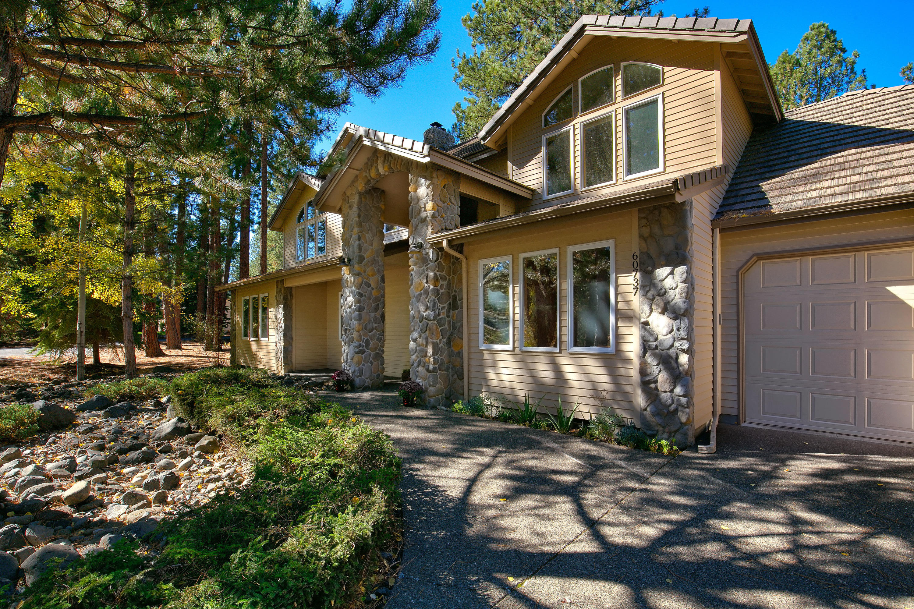 7th Mtn Golf Village - Residential
