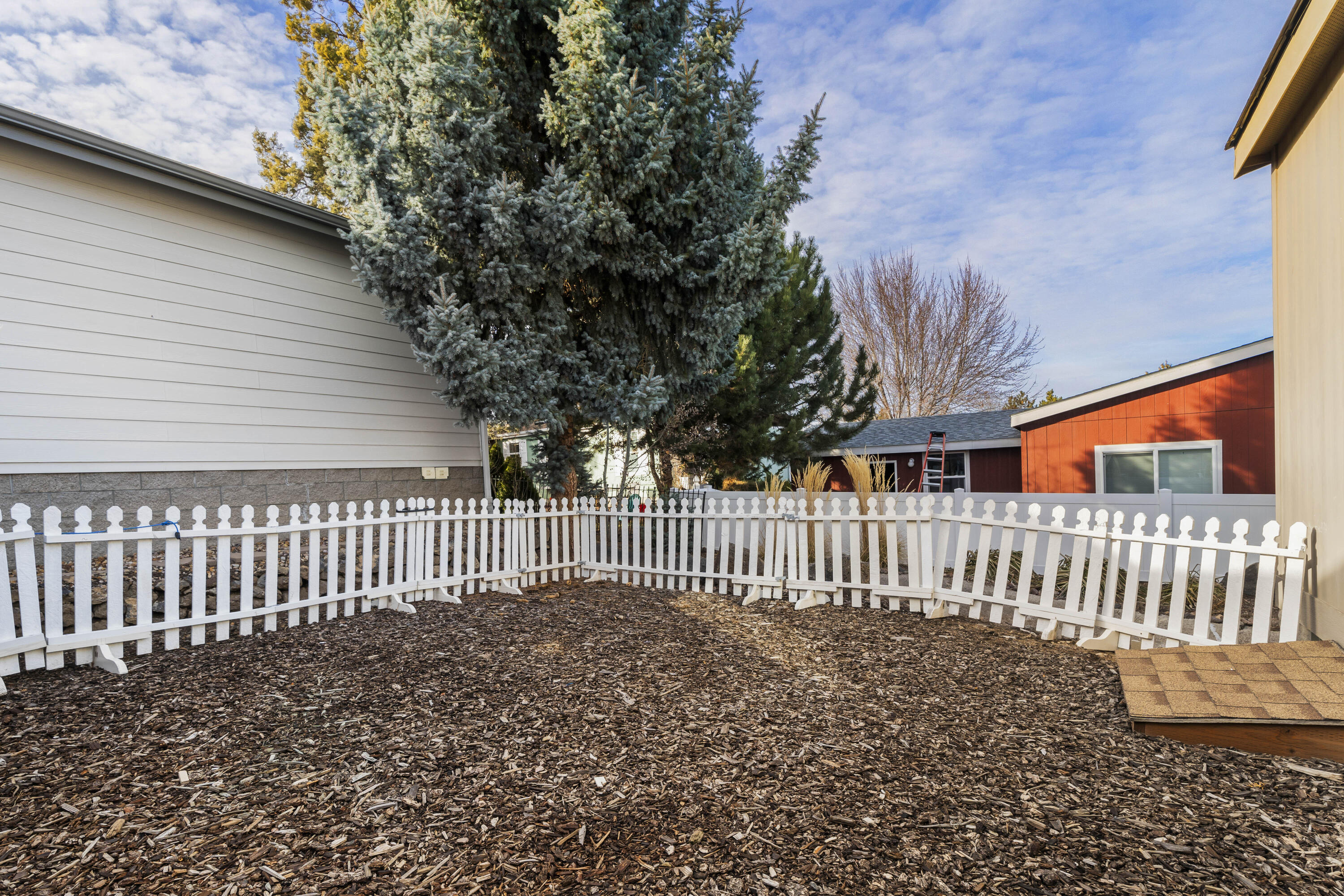 Aspen Creek Mob Pk - Residential