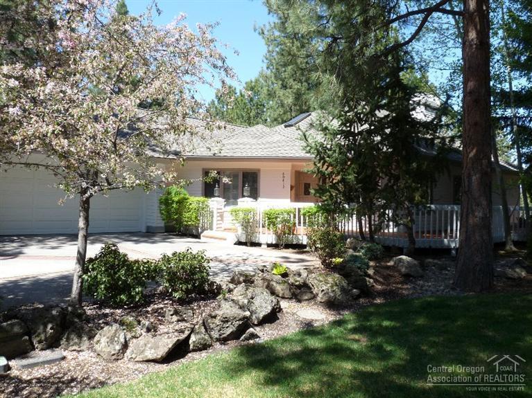 Pristine single level with a premiere location on the golf course. The largest model in Willow Creek, this home has been lovingly cared for. Light and bright interior with custom built-ins and a neutral color palette. Formal living & dining, kitchen/family room, breakfast nook. Family room and living room open onto spacious deck with landscaped yard and unobstructed wide open view. Freshly painted and refinished decks. Located in a private, gated community with pool and tennis courts. Don't miss this one!