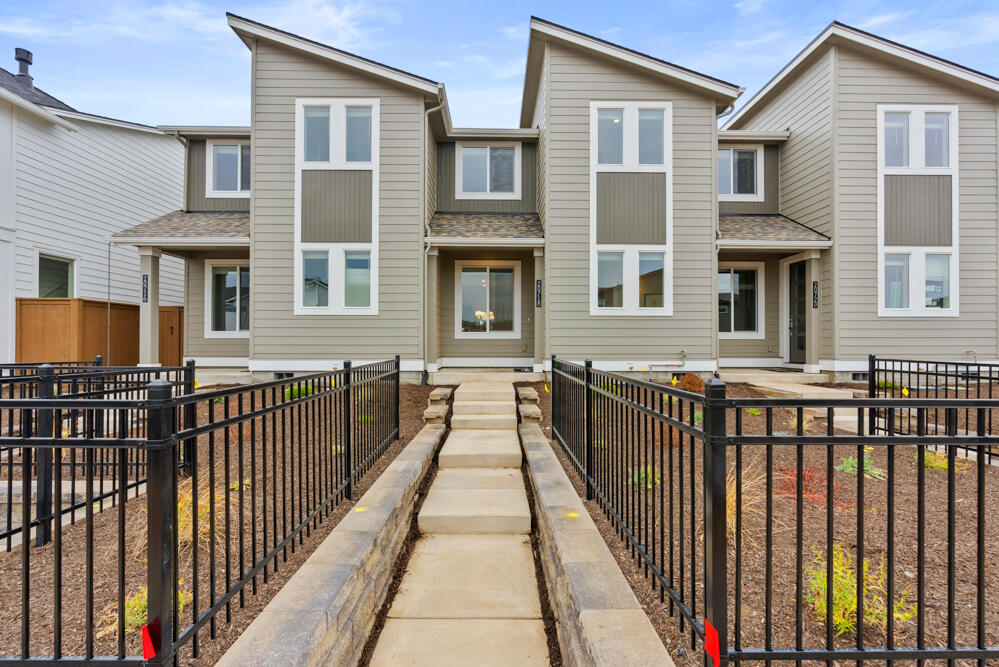 Easton - Residential