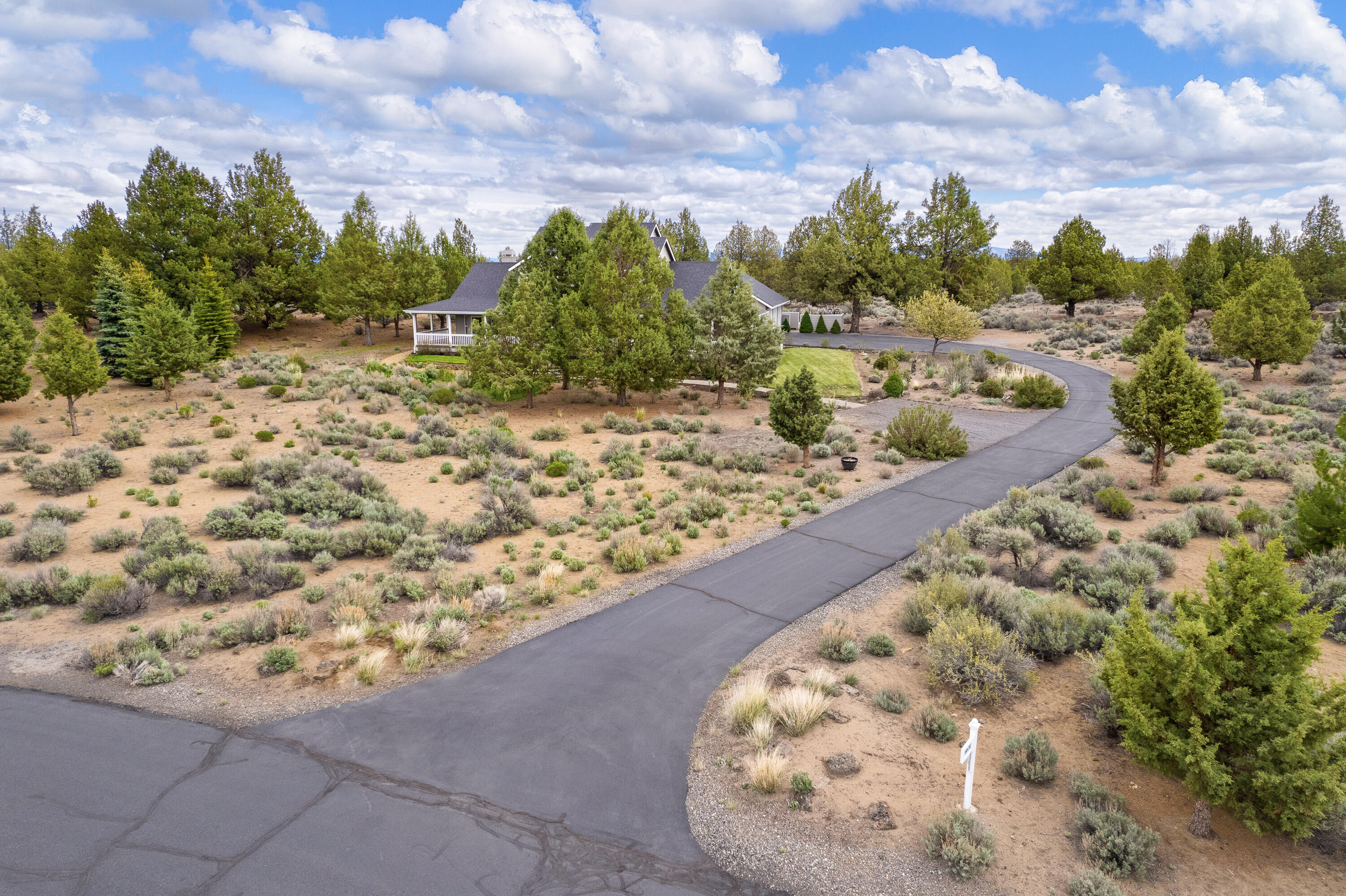 Lane Knolls - Residential