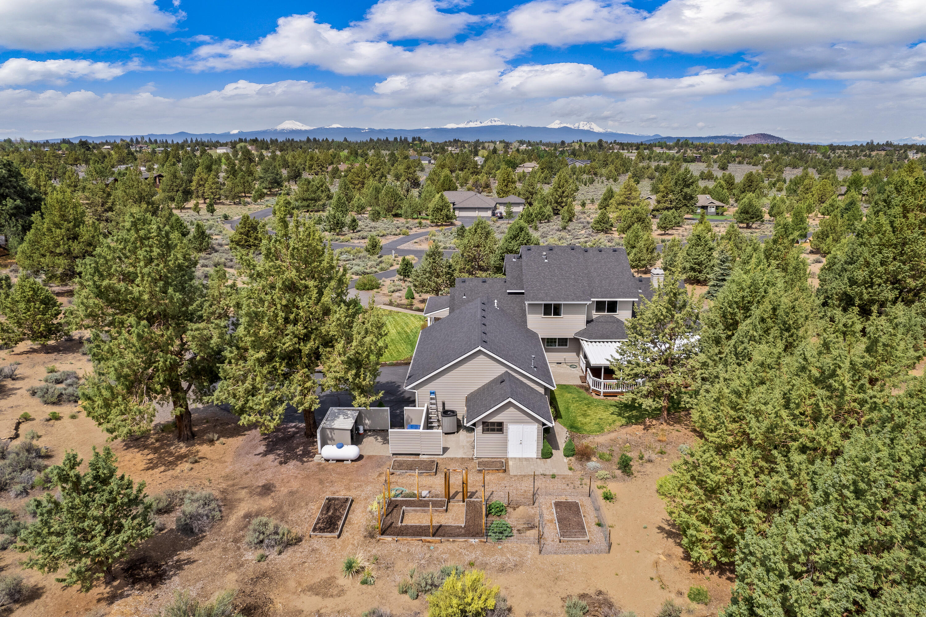 Lane Knolls - Residential