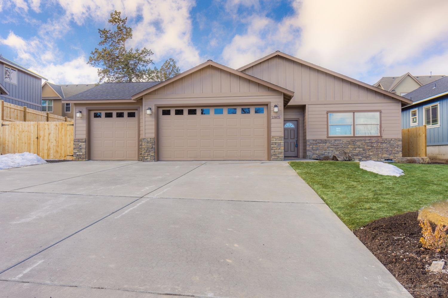 Kian Canyon - Residential