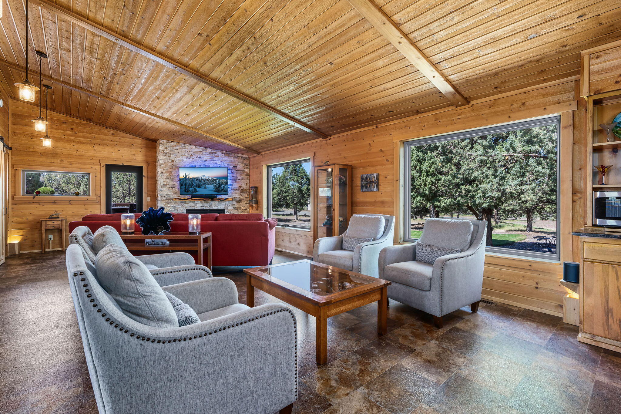Crestridge Estate - Residential