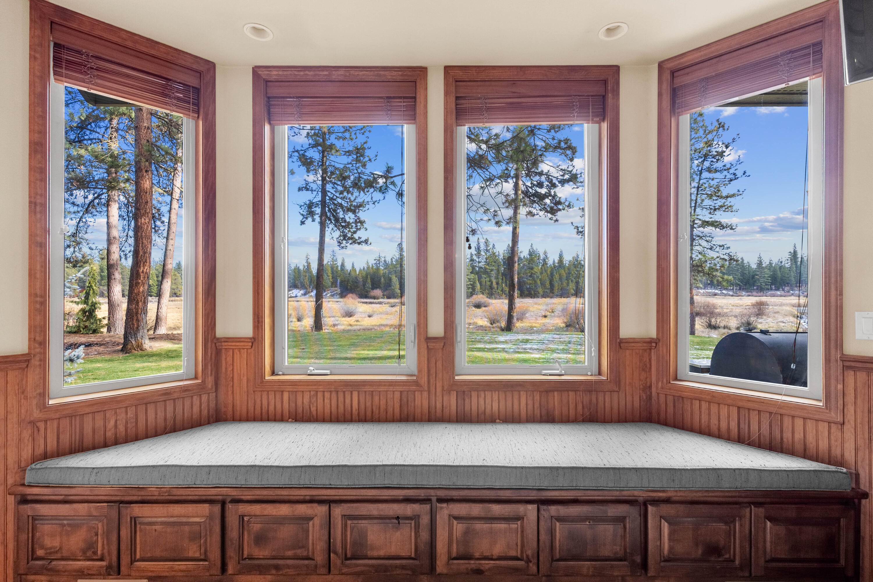 River Forest Acres - Residential