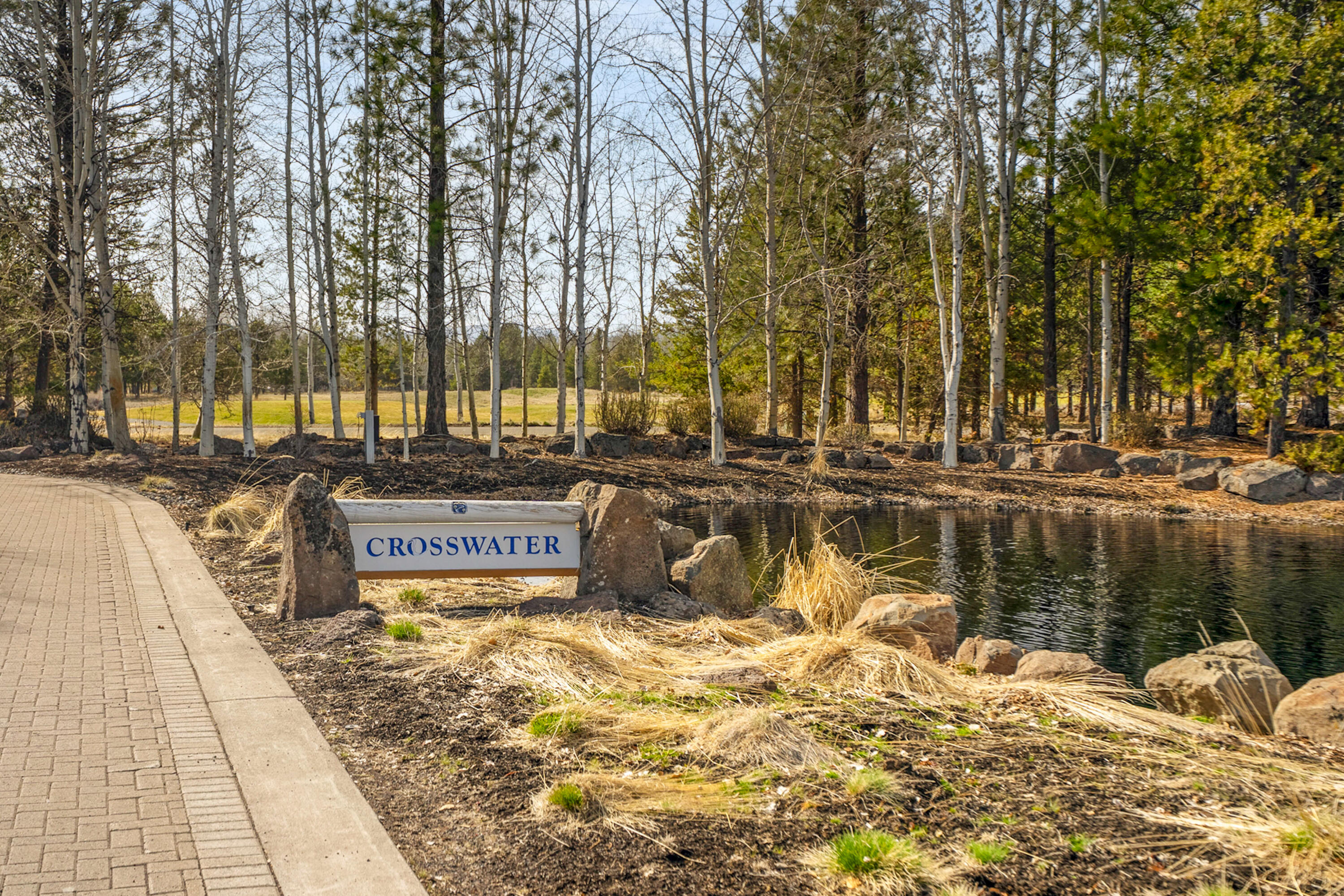 Crosswater - Land