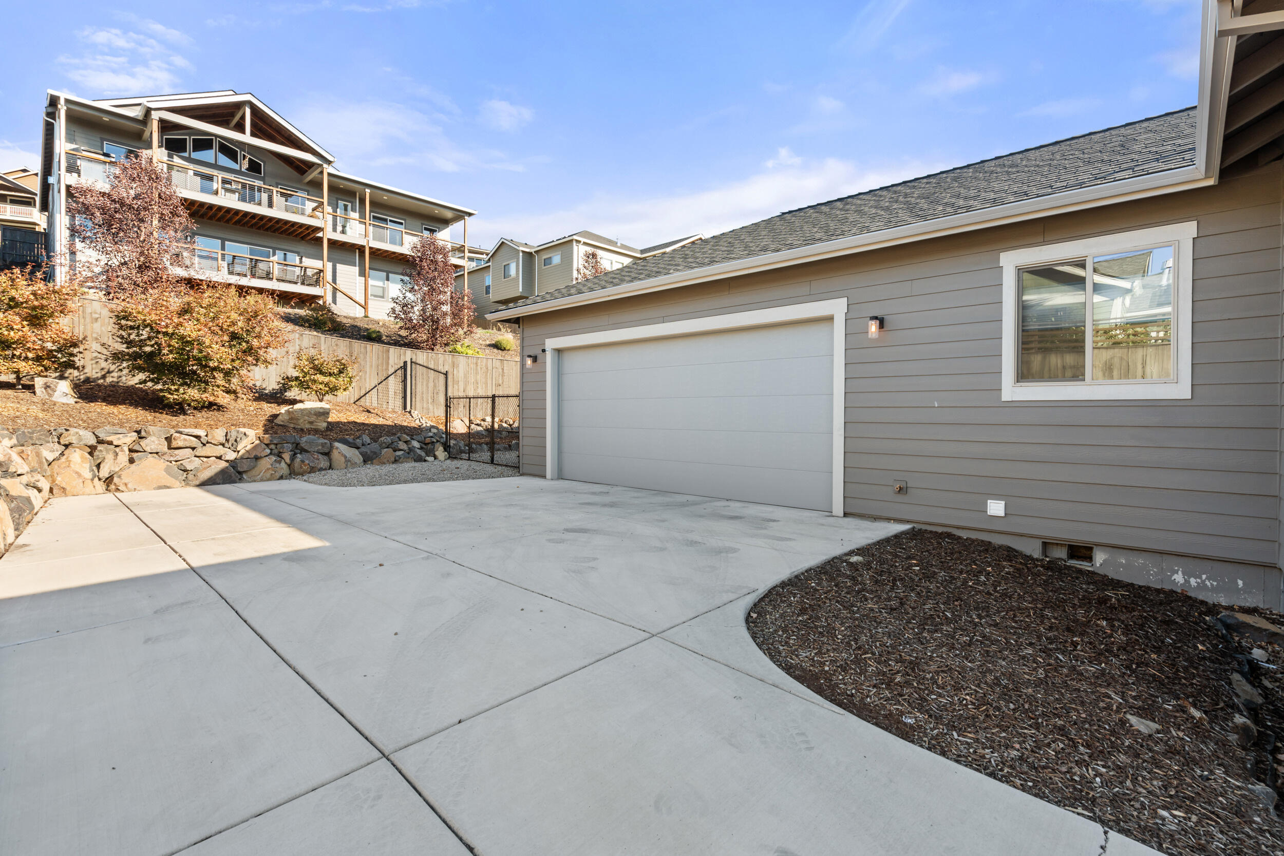 Bella Vista Heights Phases 1 & 2 - Residential