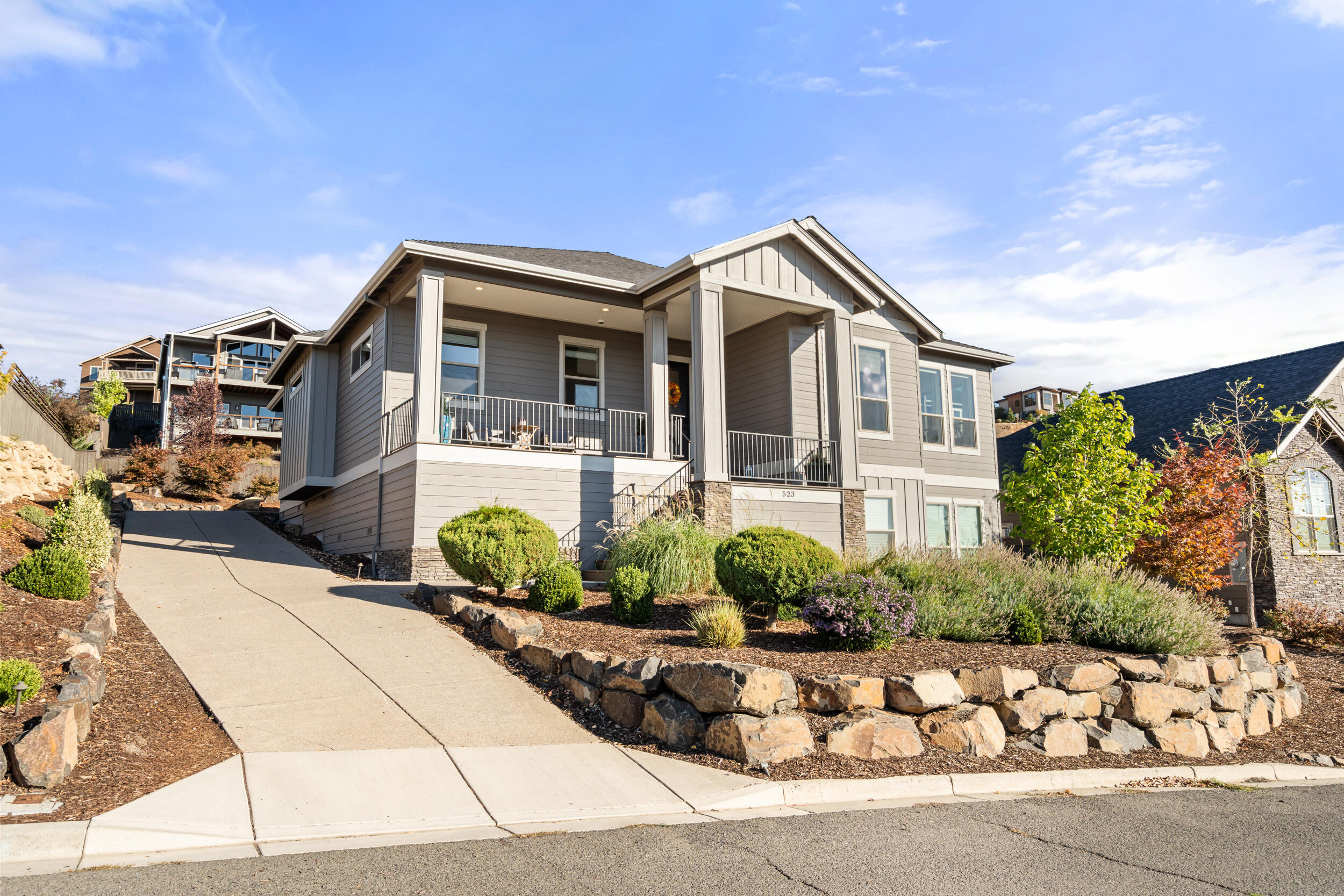 Bella Vista Heights Phases 1 & 2 - Residential