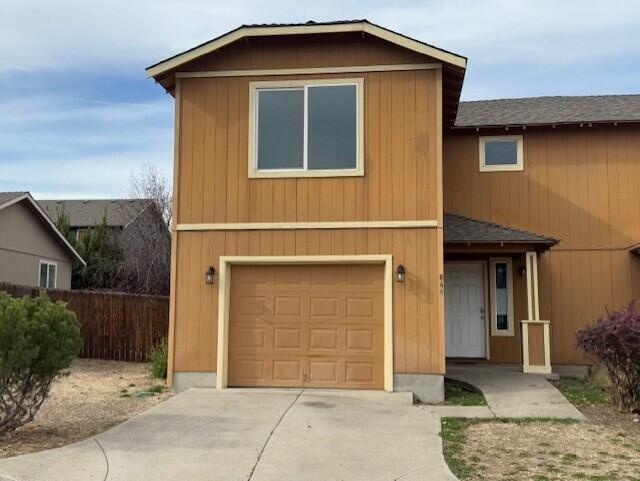 Two story townhome in Strawberry Heights just ready for your personal touch. Nearly 1500 SF, 3 bedrooms, 2.5 baths and an abundance of windows to let the sun shine in. Kitchen with pantry, eating bar, and all appliances included. Single car garage and large fenced backyard. A great price for a first time buyer or investor. Call your favorite Realtor for a showing today!