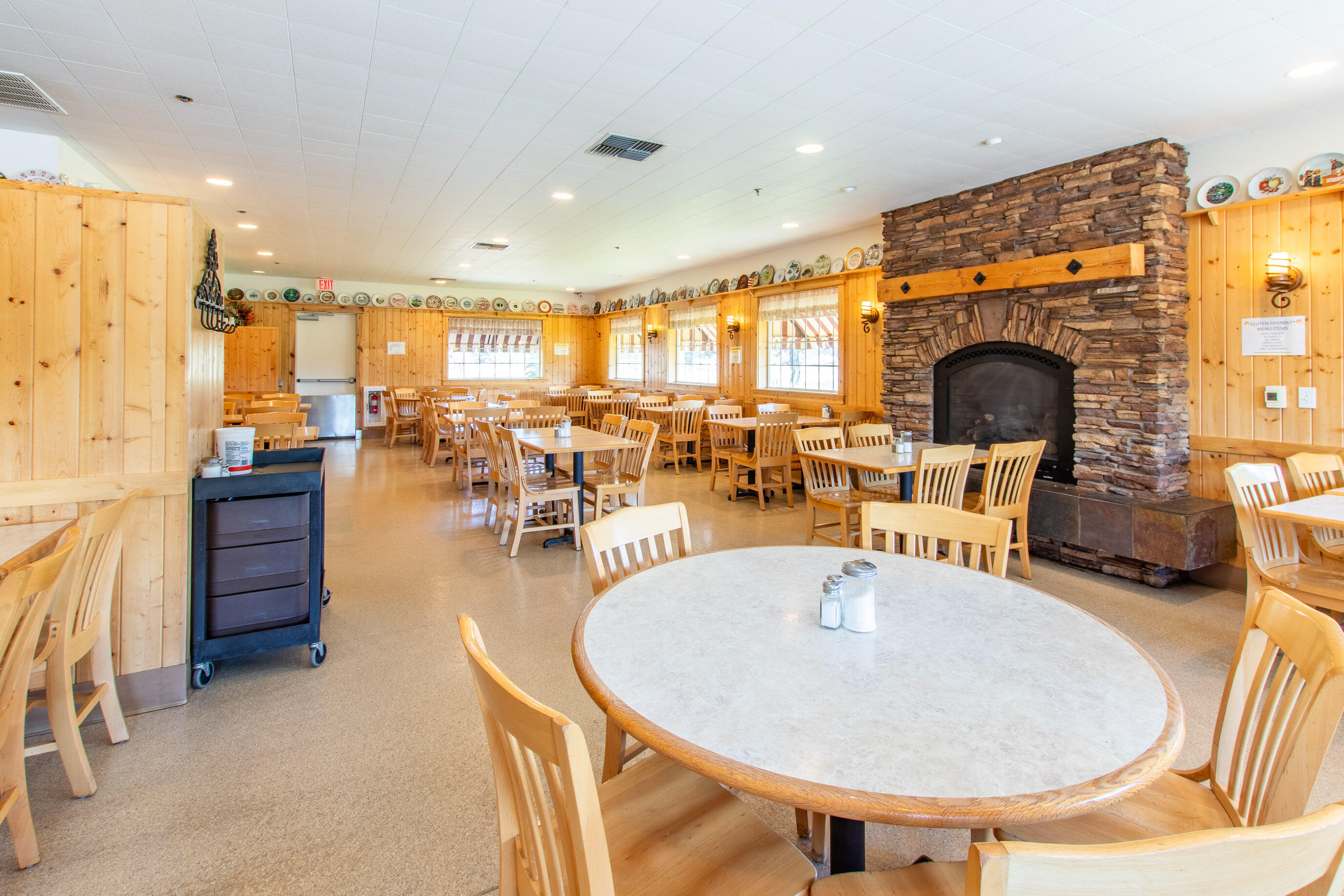 Airport Business Cen - Commercial Sale