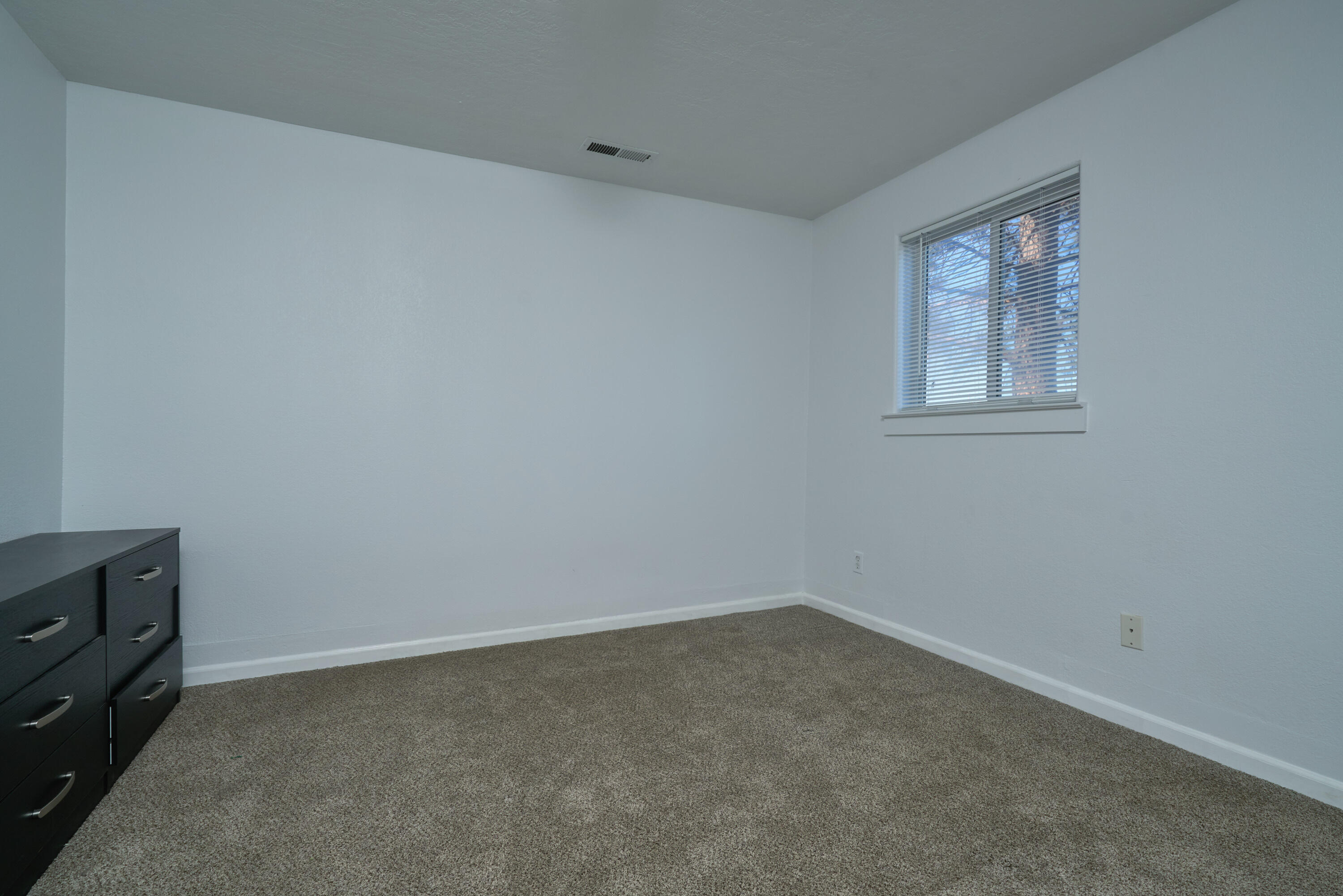 Russell Acres - Commercial Sale