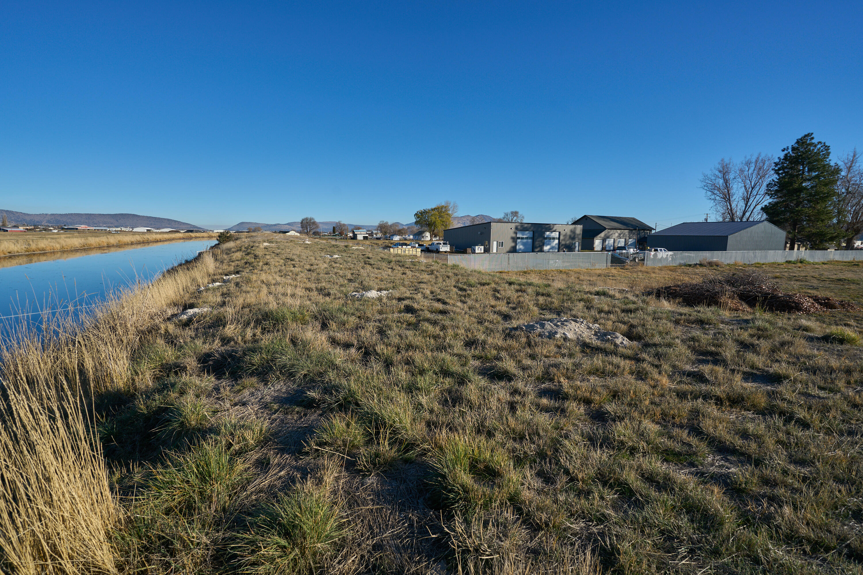 Russell Acres - Commercial Sale
