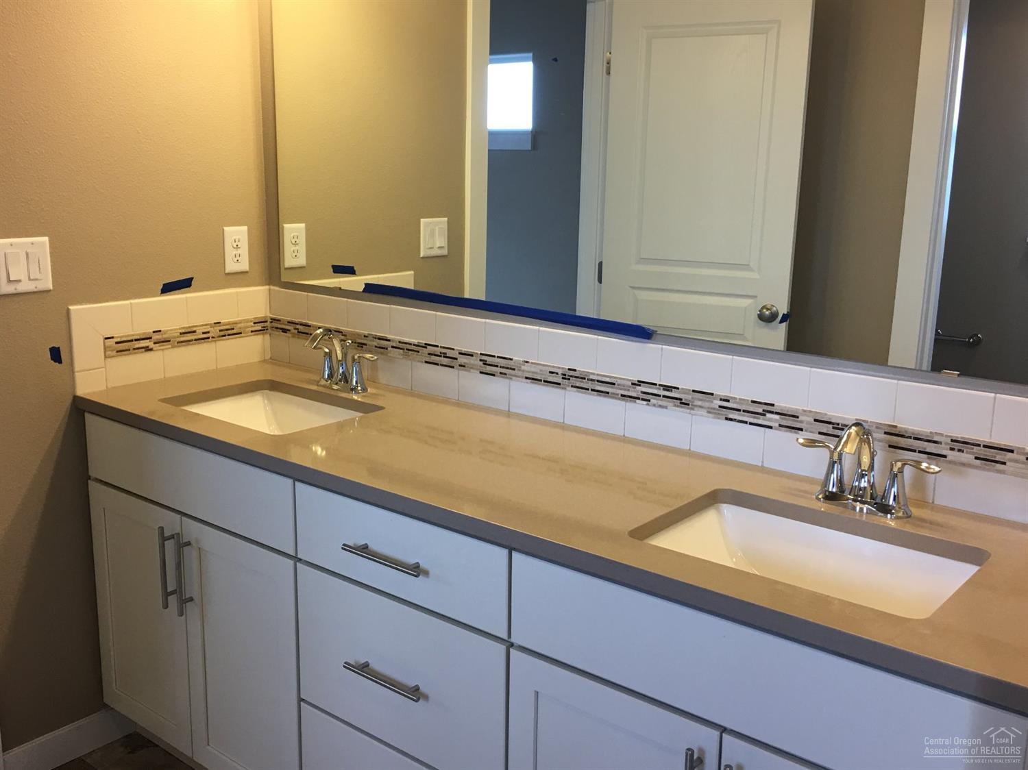 Emerald View Estates - Residential
