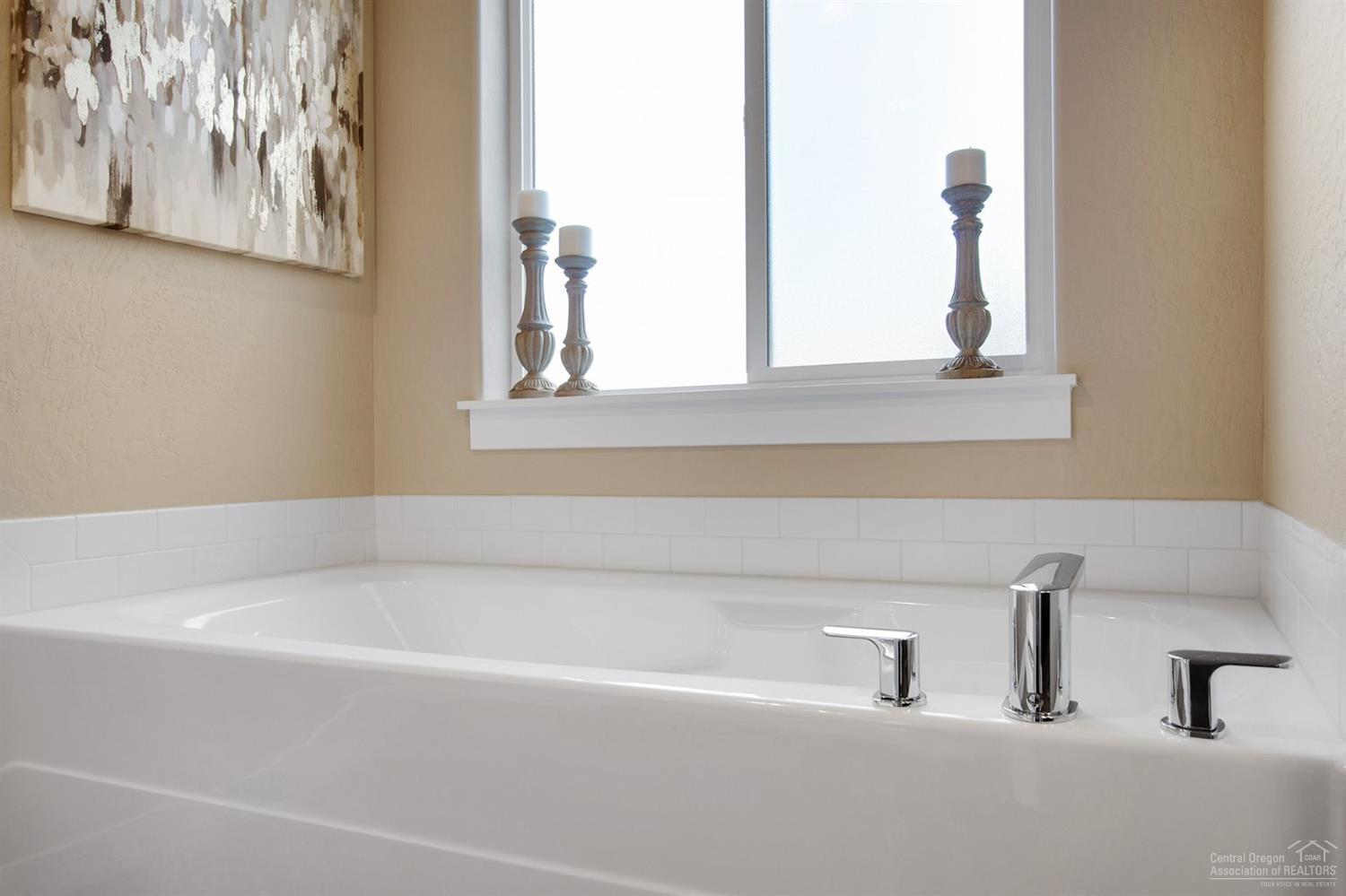 Emerald View Estates - Residential
