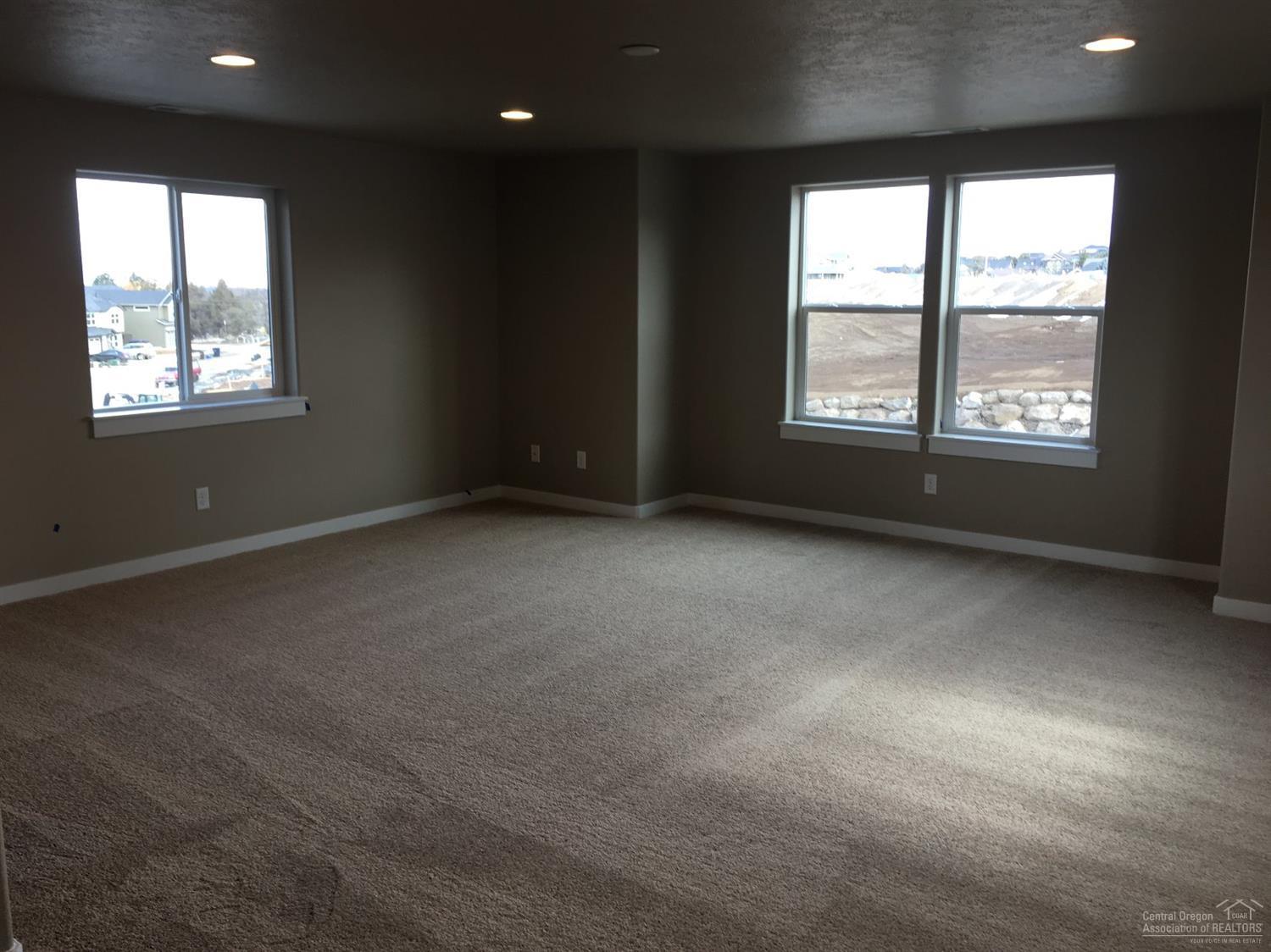 Emerald View Estates - Residential