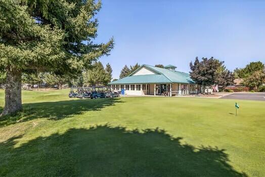 Greens At Redmond - Residential