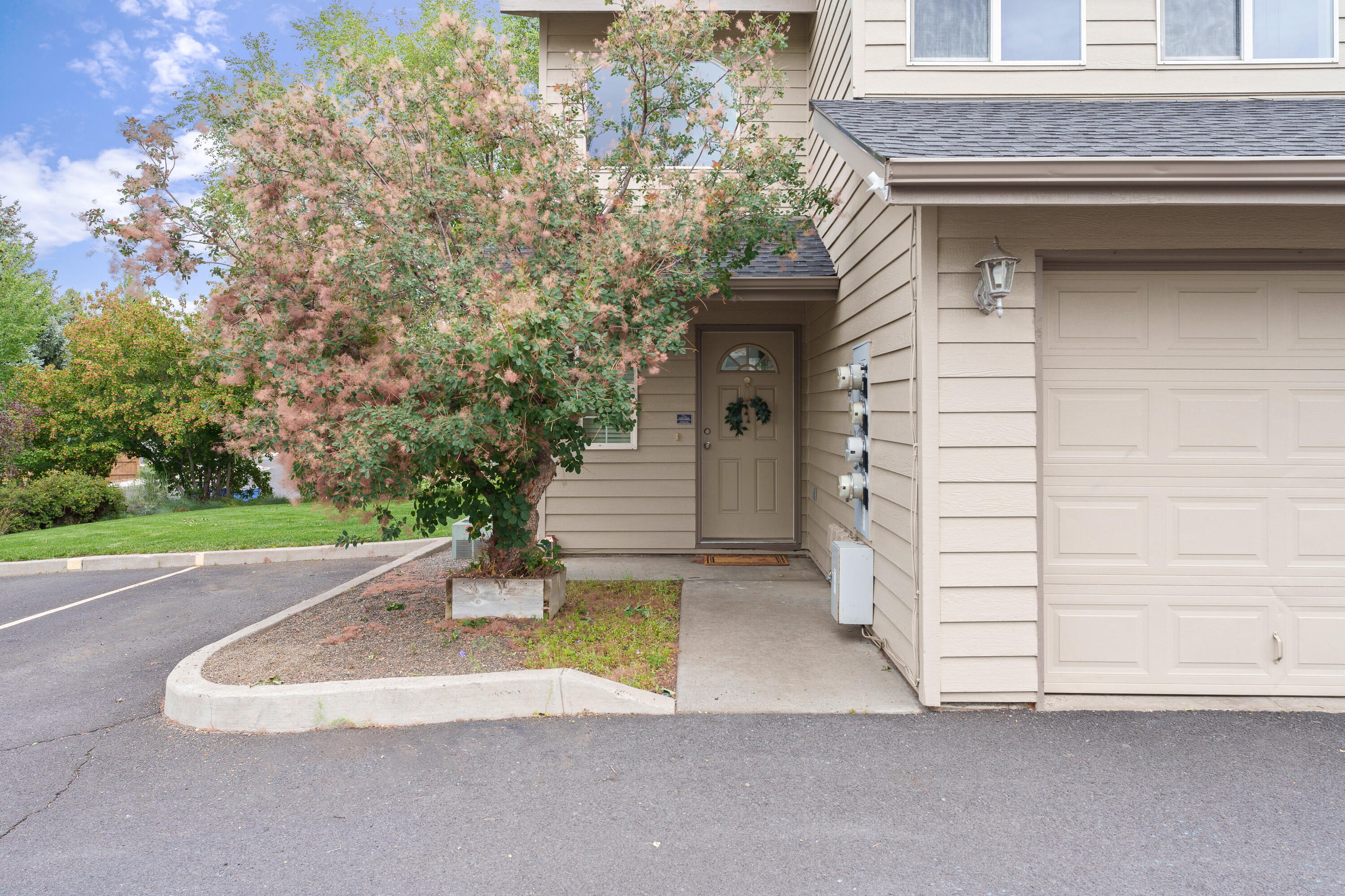 Holliday Park - Residential Income