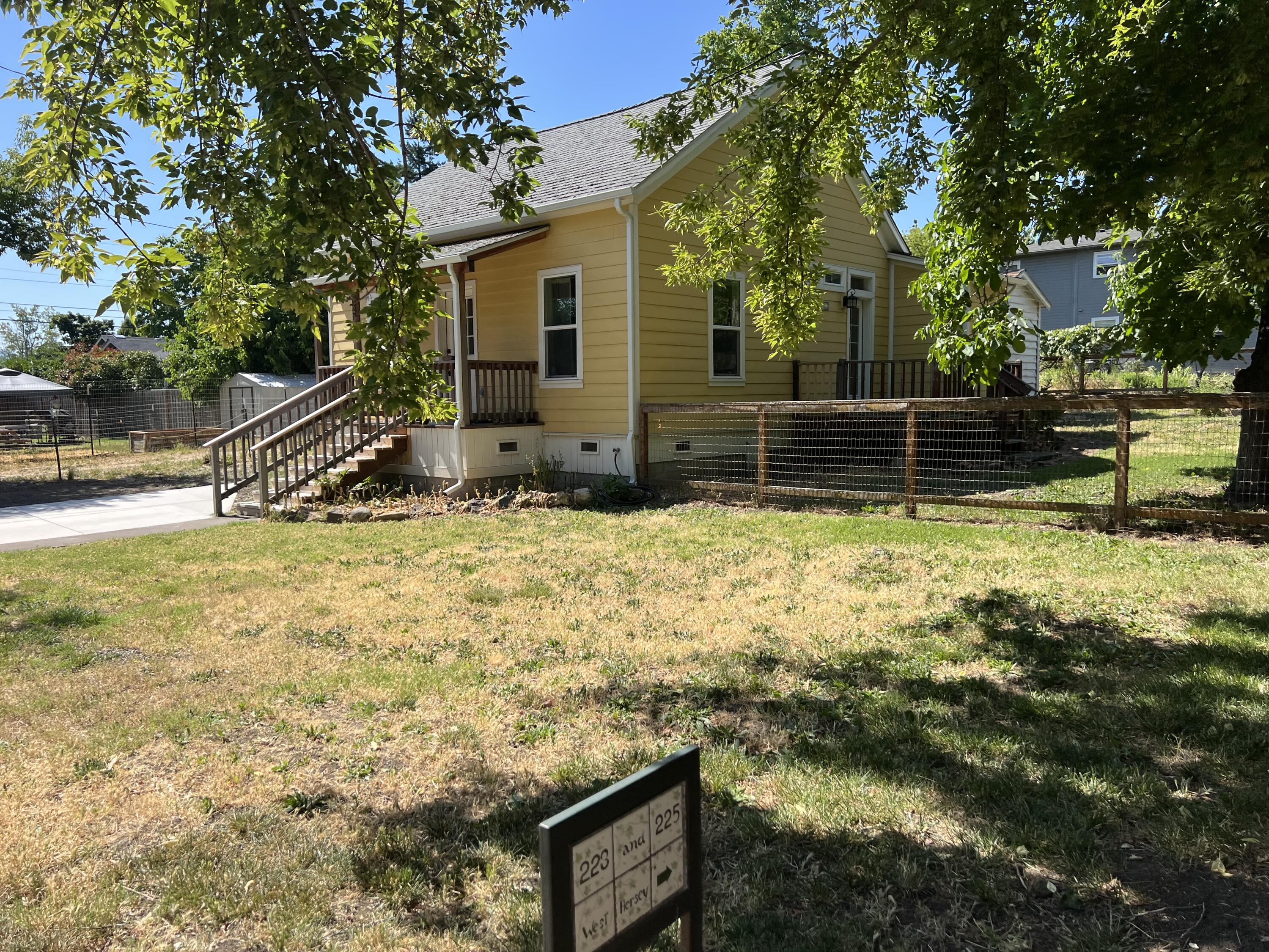Sold Only. 960 SF Single family home