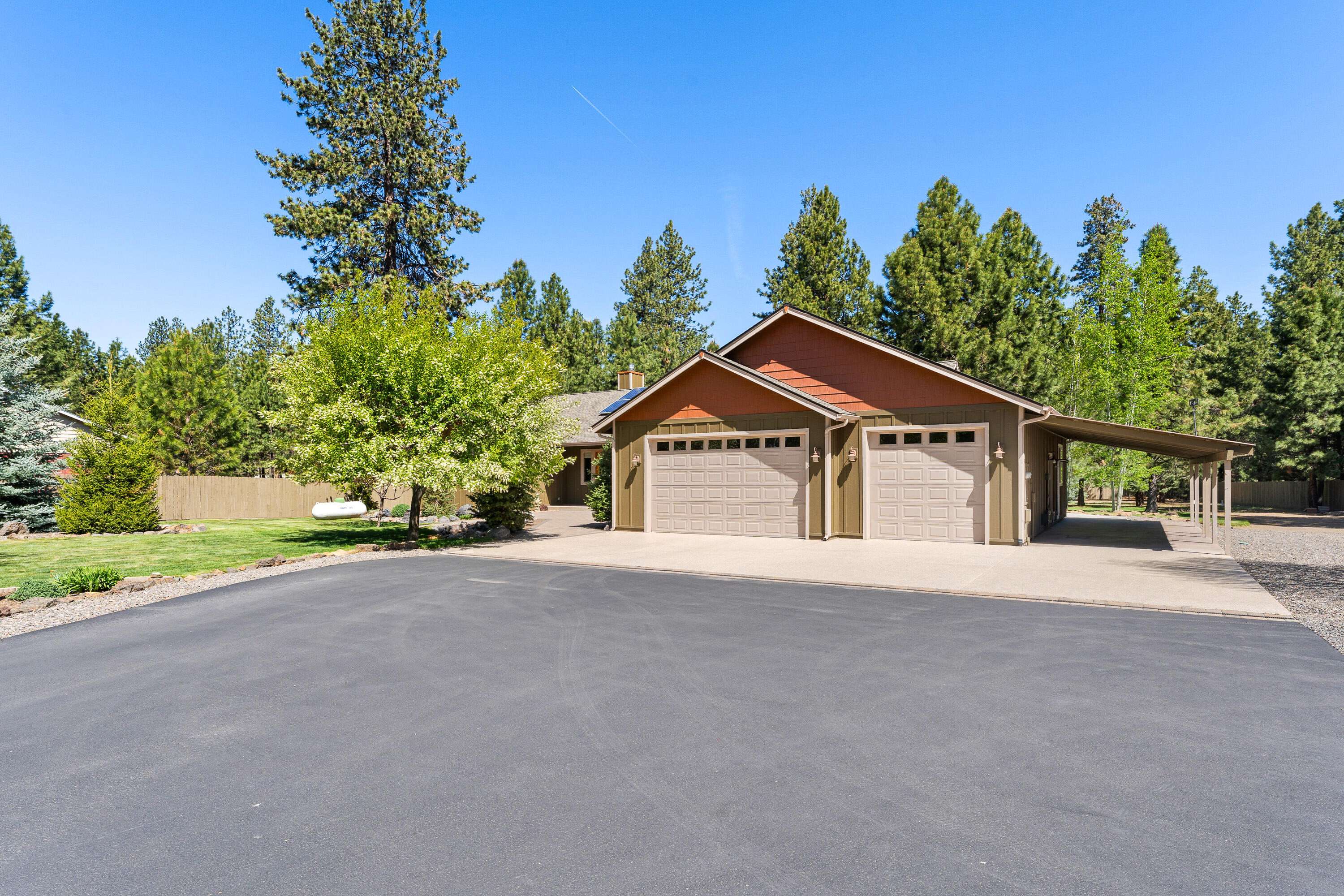 Deschutes RiverWoods - Residential