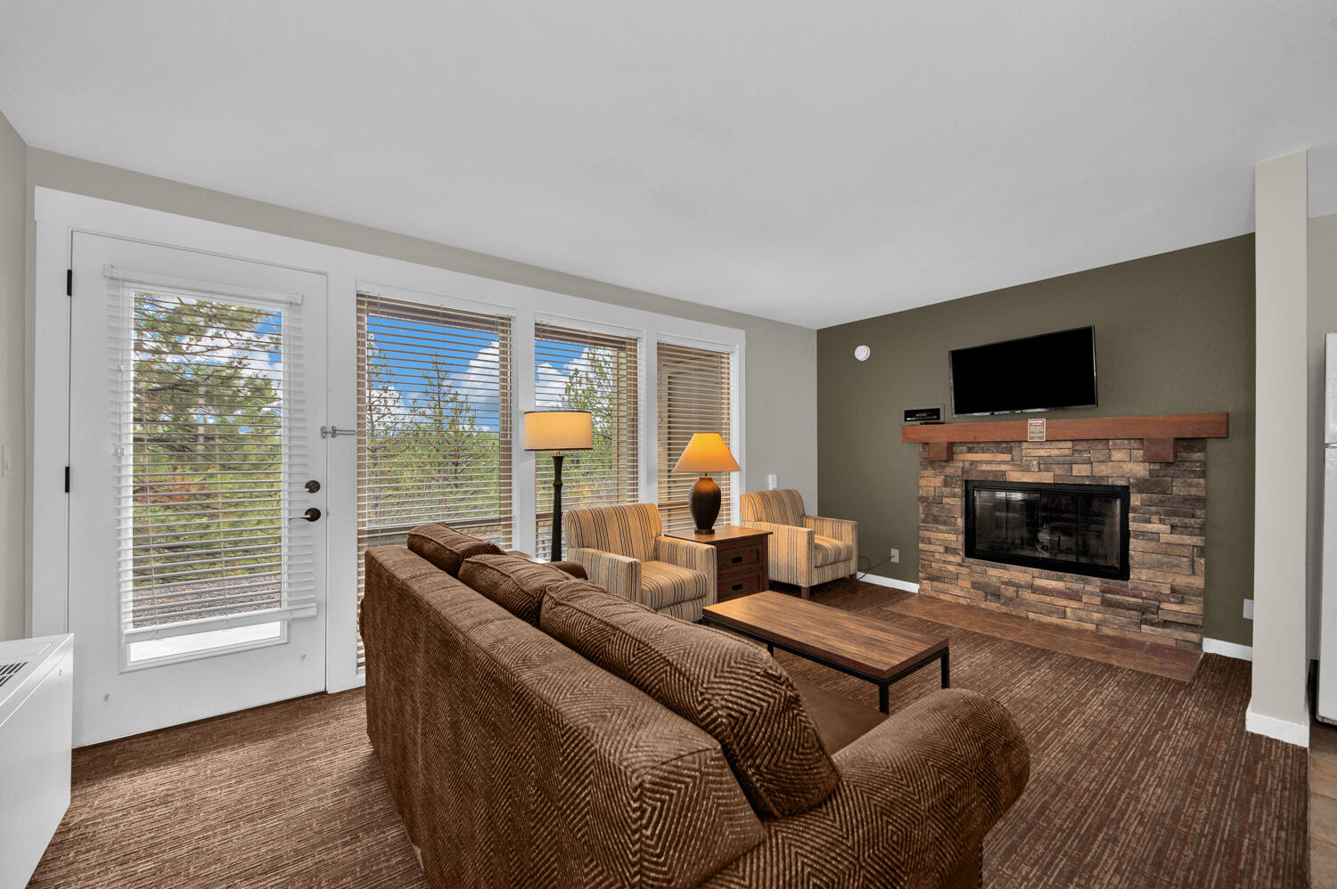 8 Deeded Weeks  per year in this sought after 3 bedroom condo at Seventh Mountain Resort. Sold completely furnished and ready to come and stay or allow the onsite management company to rent for you! Large fully equipped kitchen, Living room with a cozy fireplace and 3 bedroom with 2 1/2 baths. Outside deck to enjoy your favorite beverage after a long day on the Mountain. Resort amenities and services. include pools, hot tubs, fitness center, pickle ball and tennis courts, playgrounds, ice skating in winter and whitewater rafting in summer . There is an onsite restaurant with live music some weekends. Closest Lodging to Mt. Bachelor ,close to downtown and the Old Mill district. Close to perfect!
