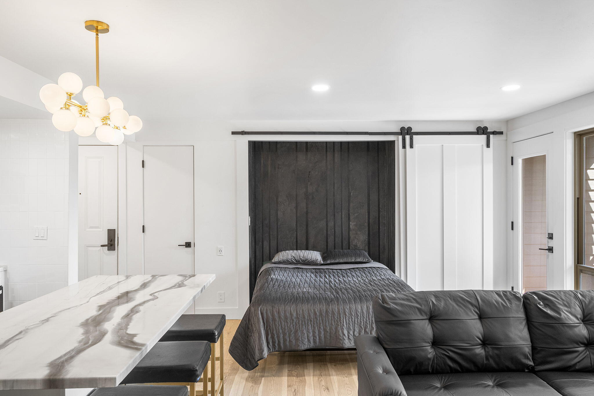 Inn Of The 7th - Residential