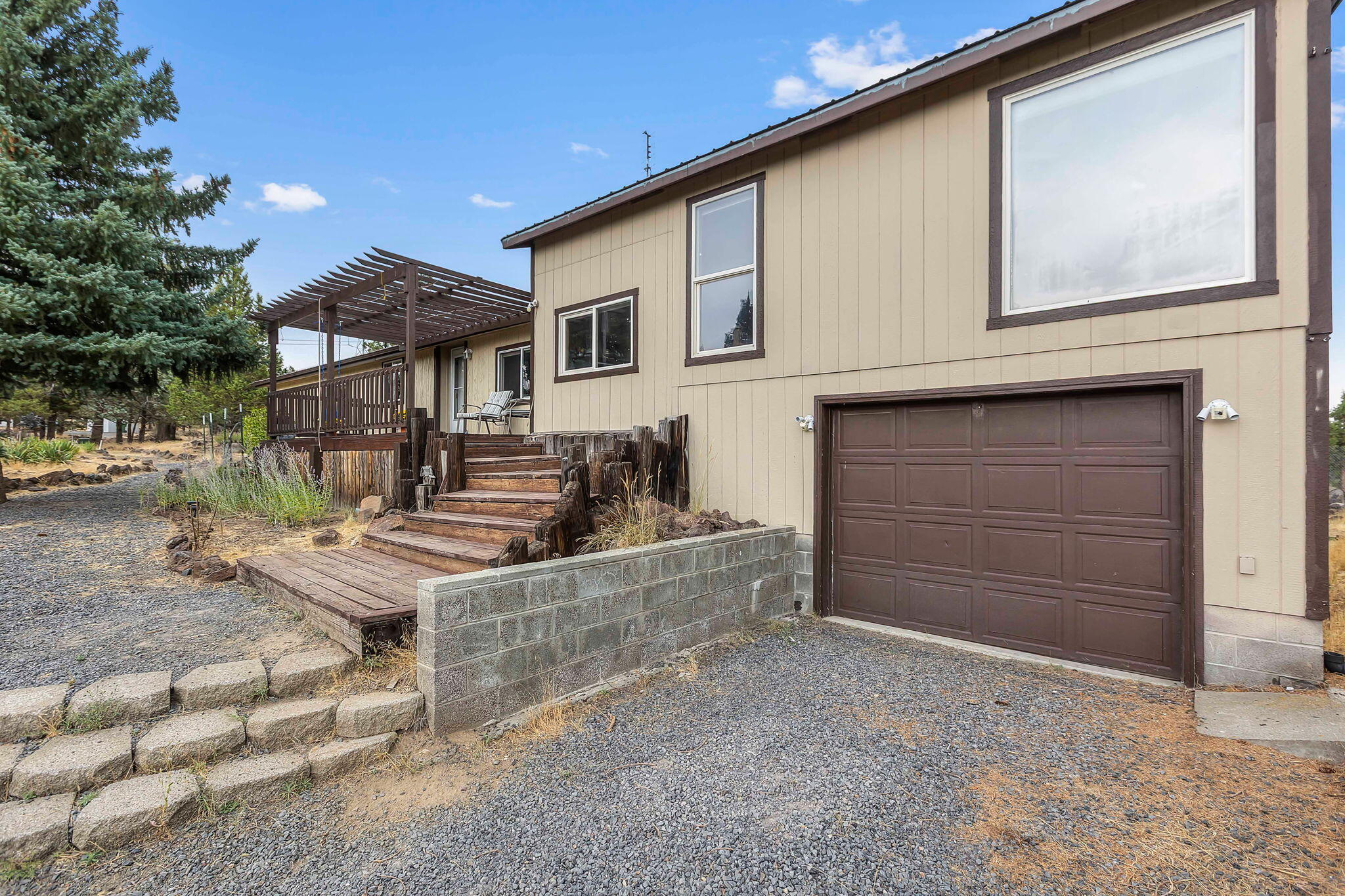 Round Butte - Residential