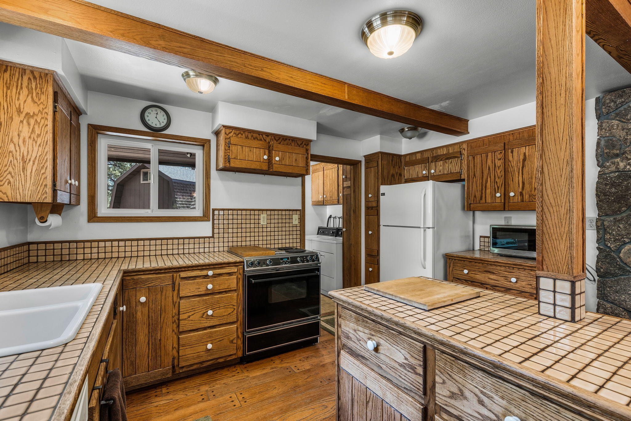 Fall River Estate - Residential