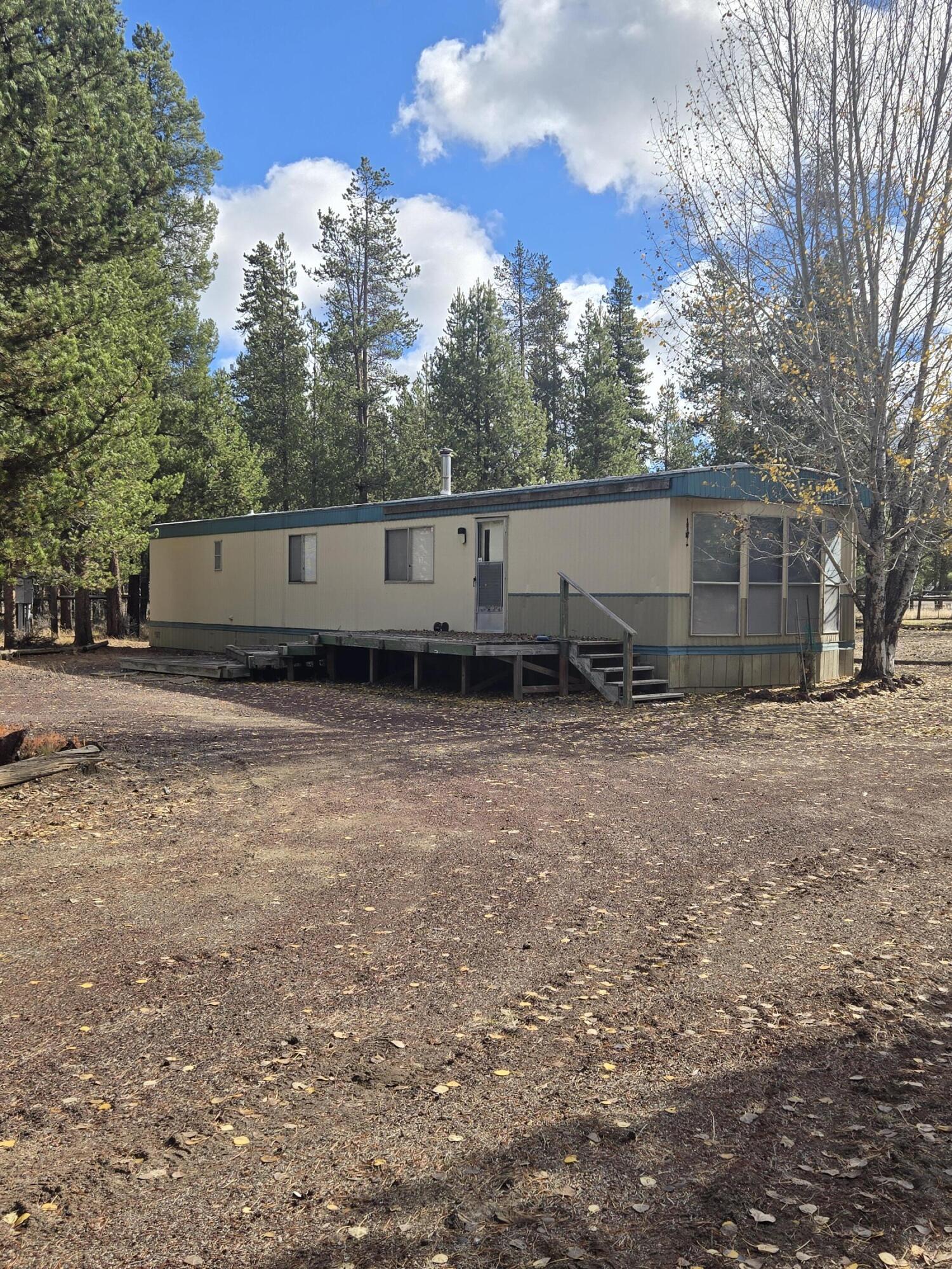 Cuter than cute!! Ready to go with Brand new well!! Very well maintained 1965 singlewide completely furnished home just waiting for its new owner.