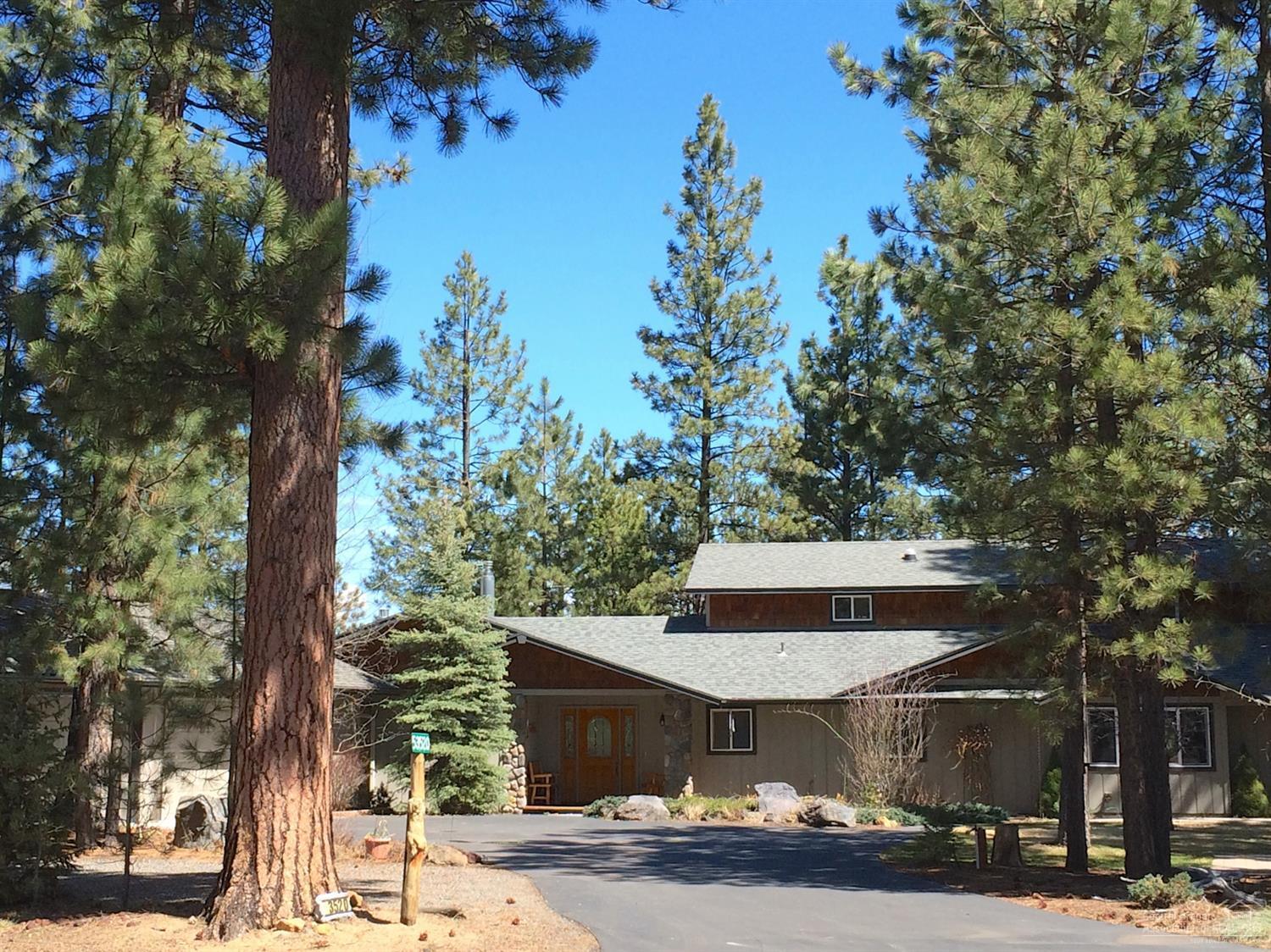 Impressive Big Deschutes River overlook home dazzled by sights and sounds of Pringle Falls! Huge view deck w/hot tub, Trex stairway to riverfront commons, main level master suite, 2 private en suite BR's, open kitchen and great room w/river rock fireplace & wow factor bonus room with wet bar + 2nd fireplace! Big detached garage with shop. Wonderful CCR protected community of Wild River surrounded by Nat'l Forest, miles of private nature trails, river access and proximity to yr-round high desert recreation!