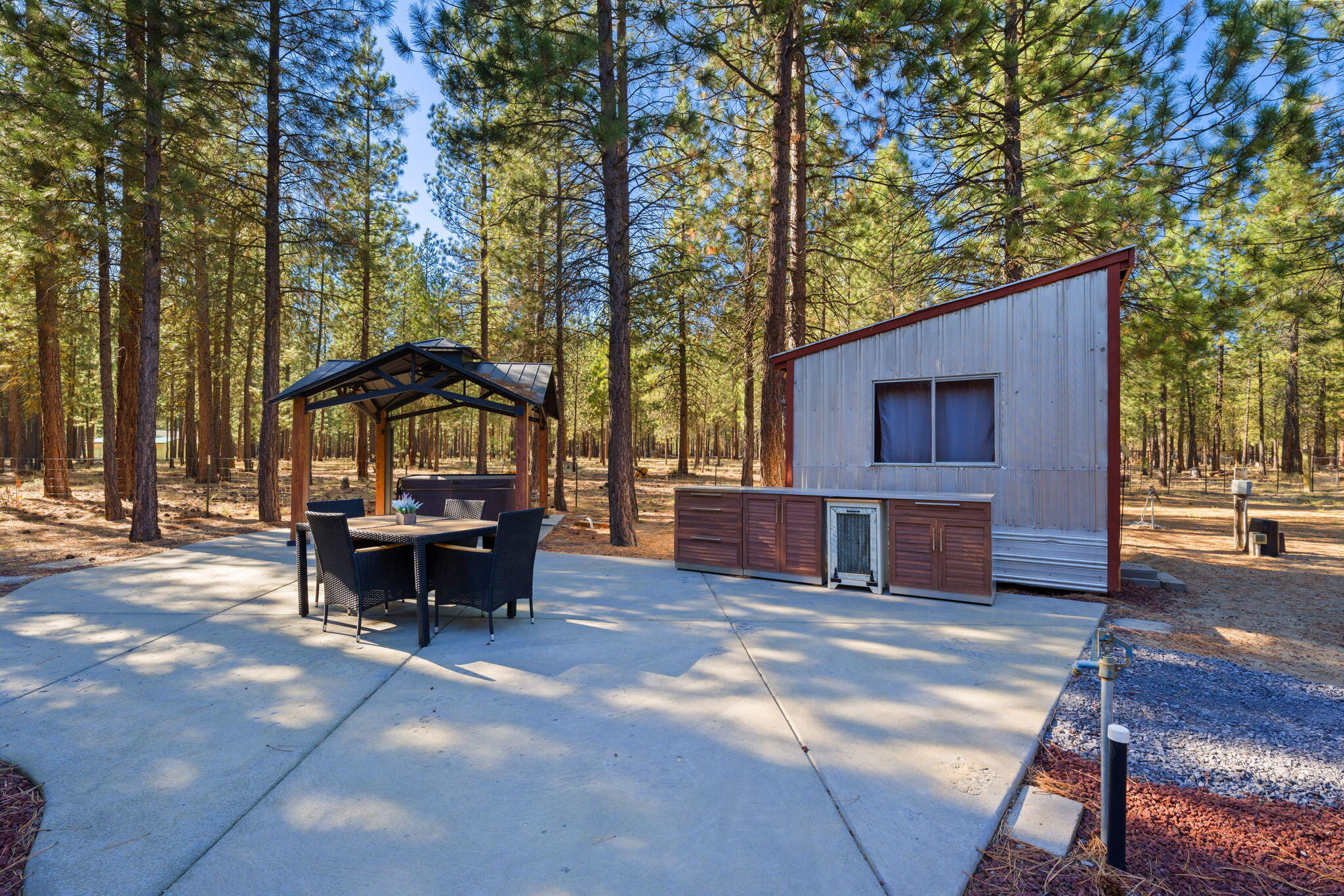 Ponderosa Pines - Residential