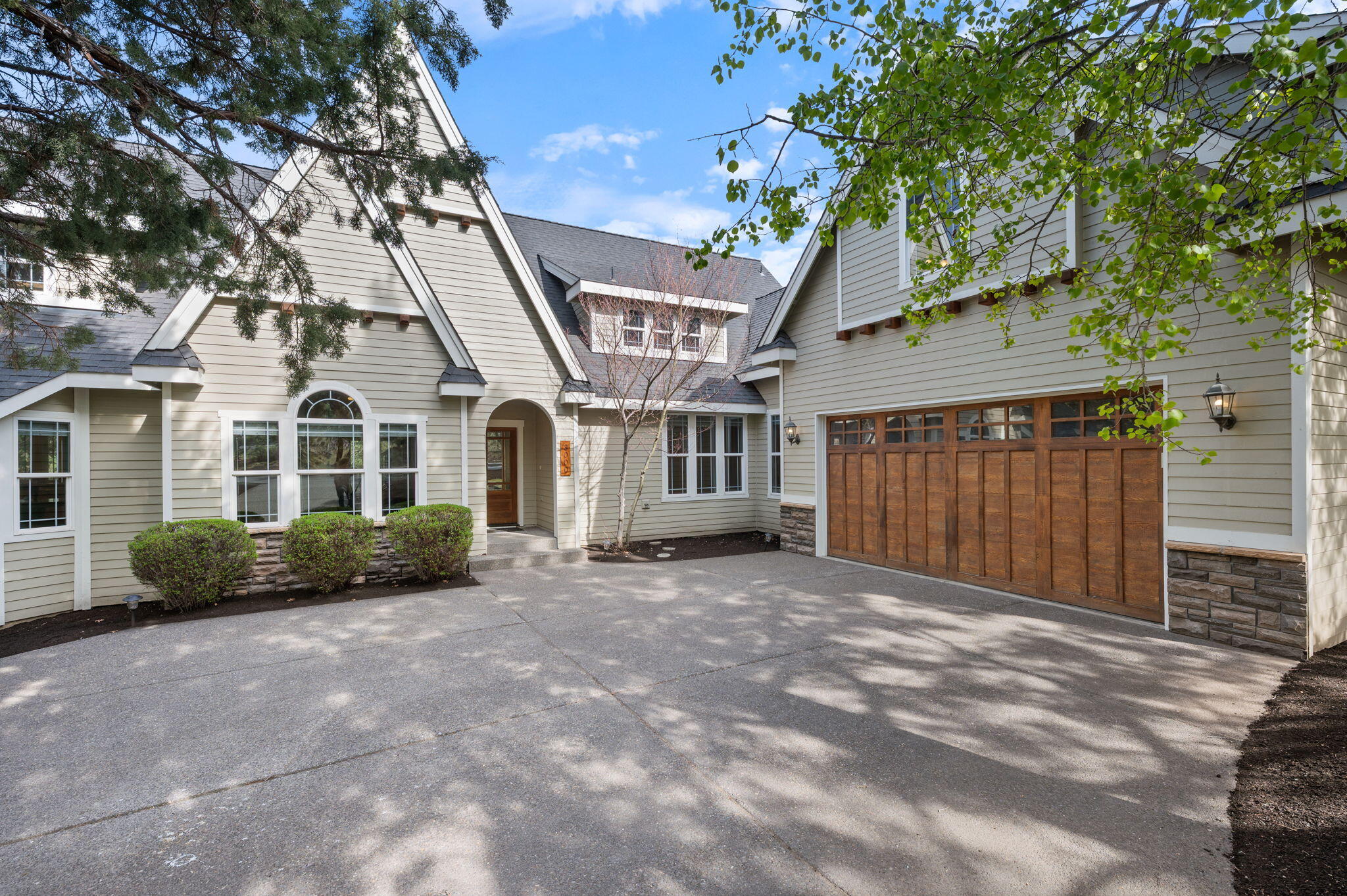 Awbrey Butte - Residential