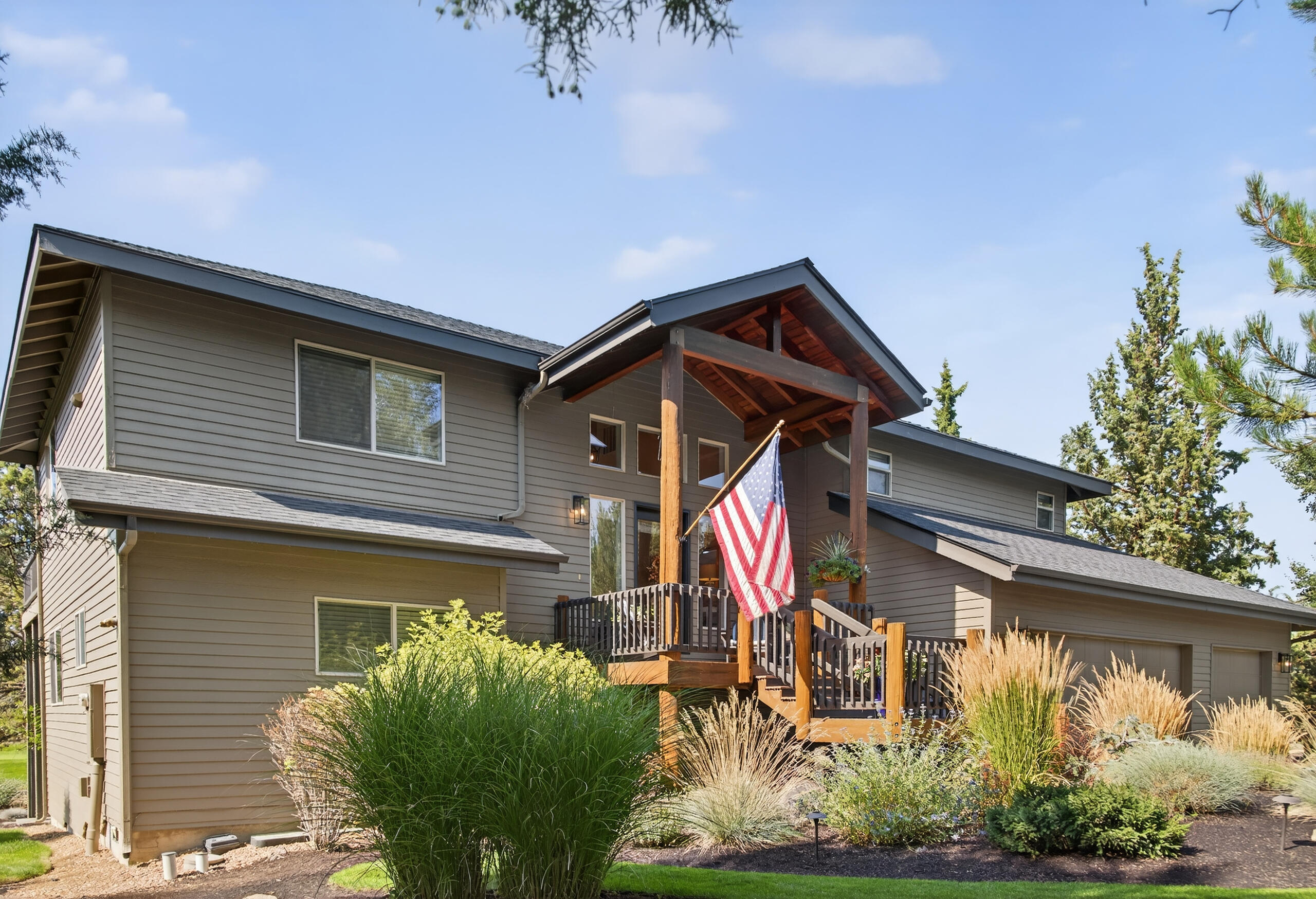 Ridge At Eagle Crest - Residential