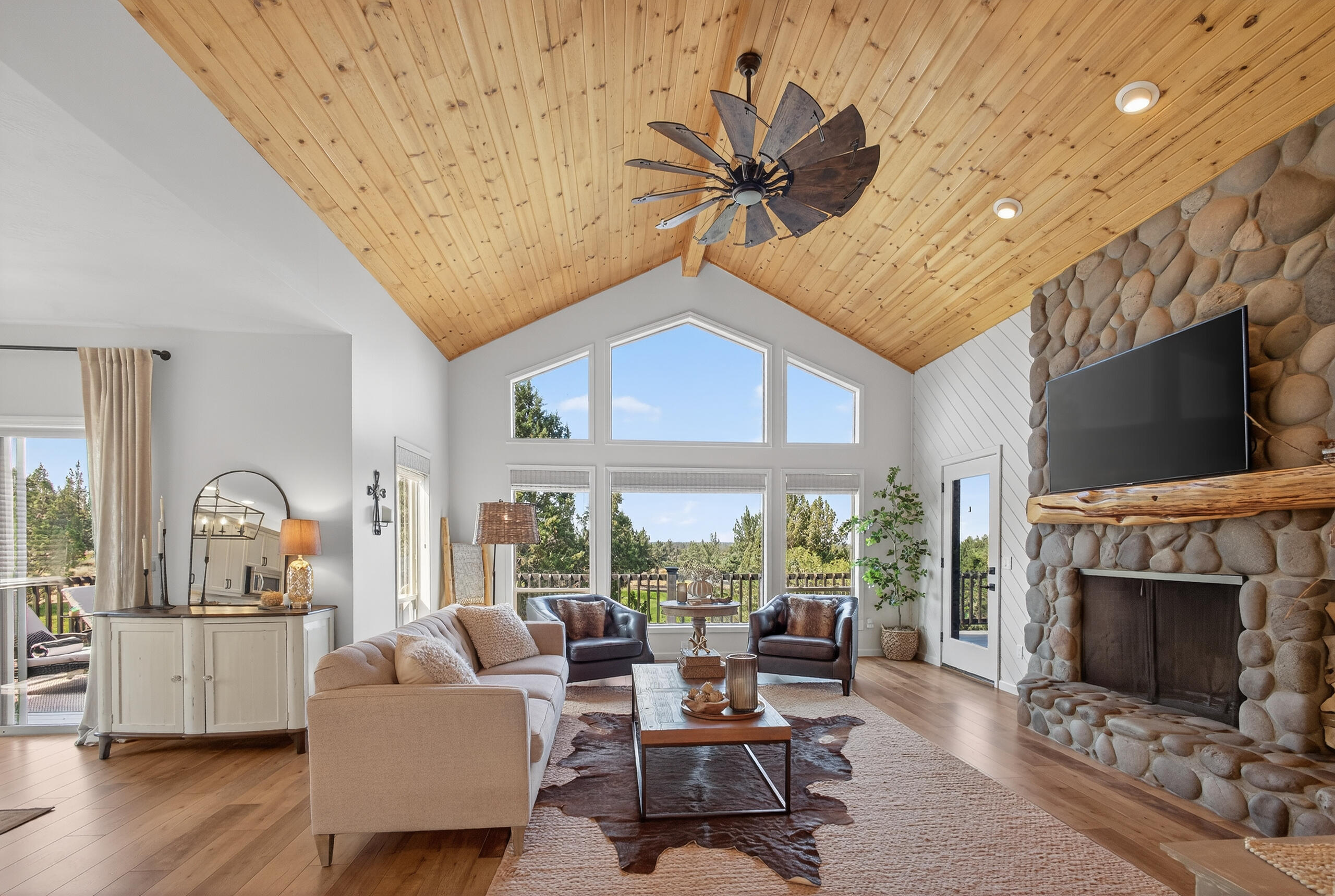 Ridge At Eagle Crest - Residential