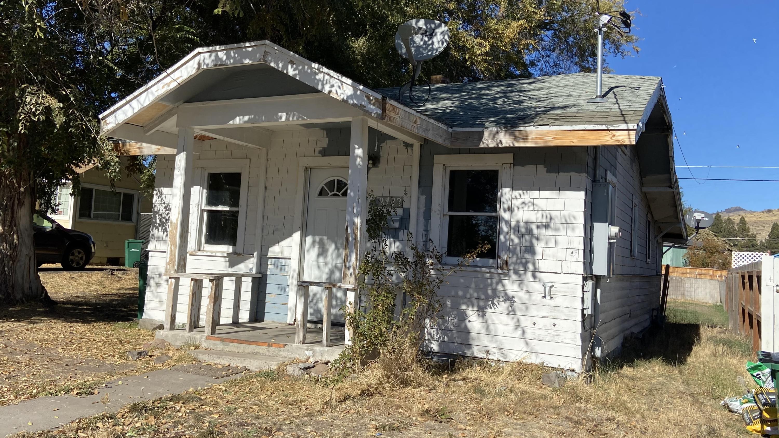 Small fixer upper ready for a new owner. Decent sized lot with room to add on. Alley access, gas heat, separate laundry room. Great location near shopping, bus lines and bike path. Home sold As-Is.