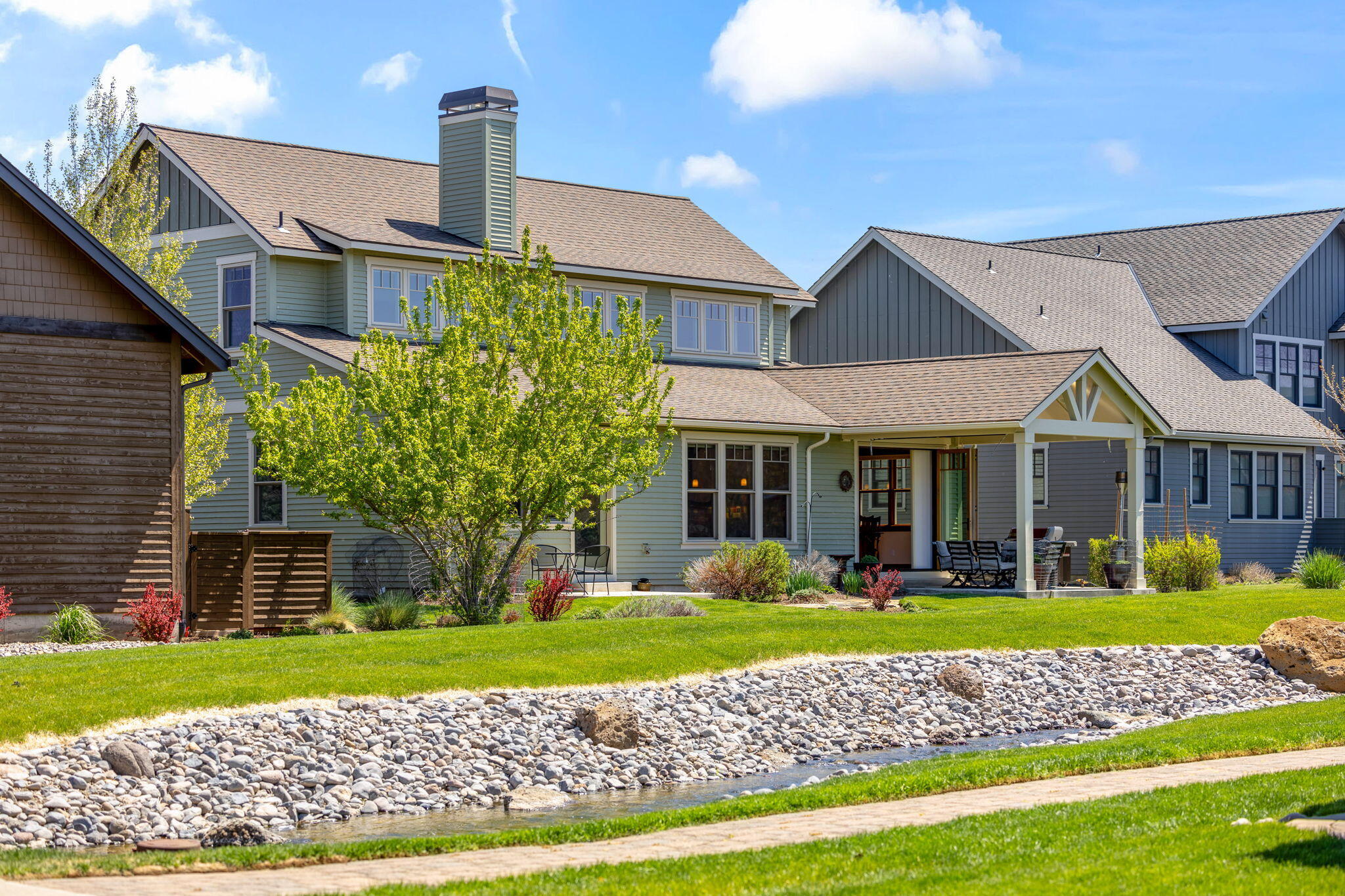 Pine Meadow Vill - Residential