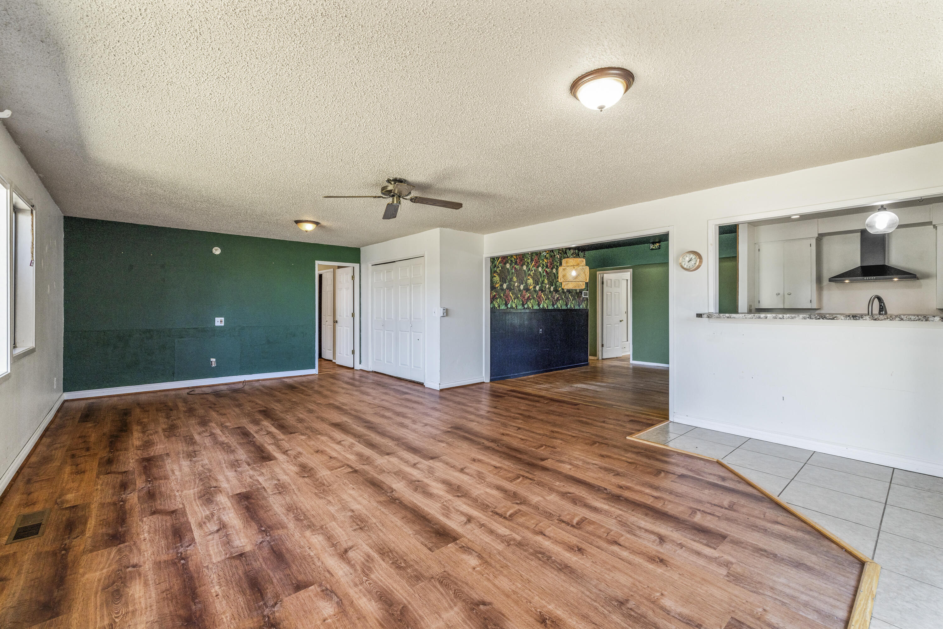 Summers Lane Homes - Residential