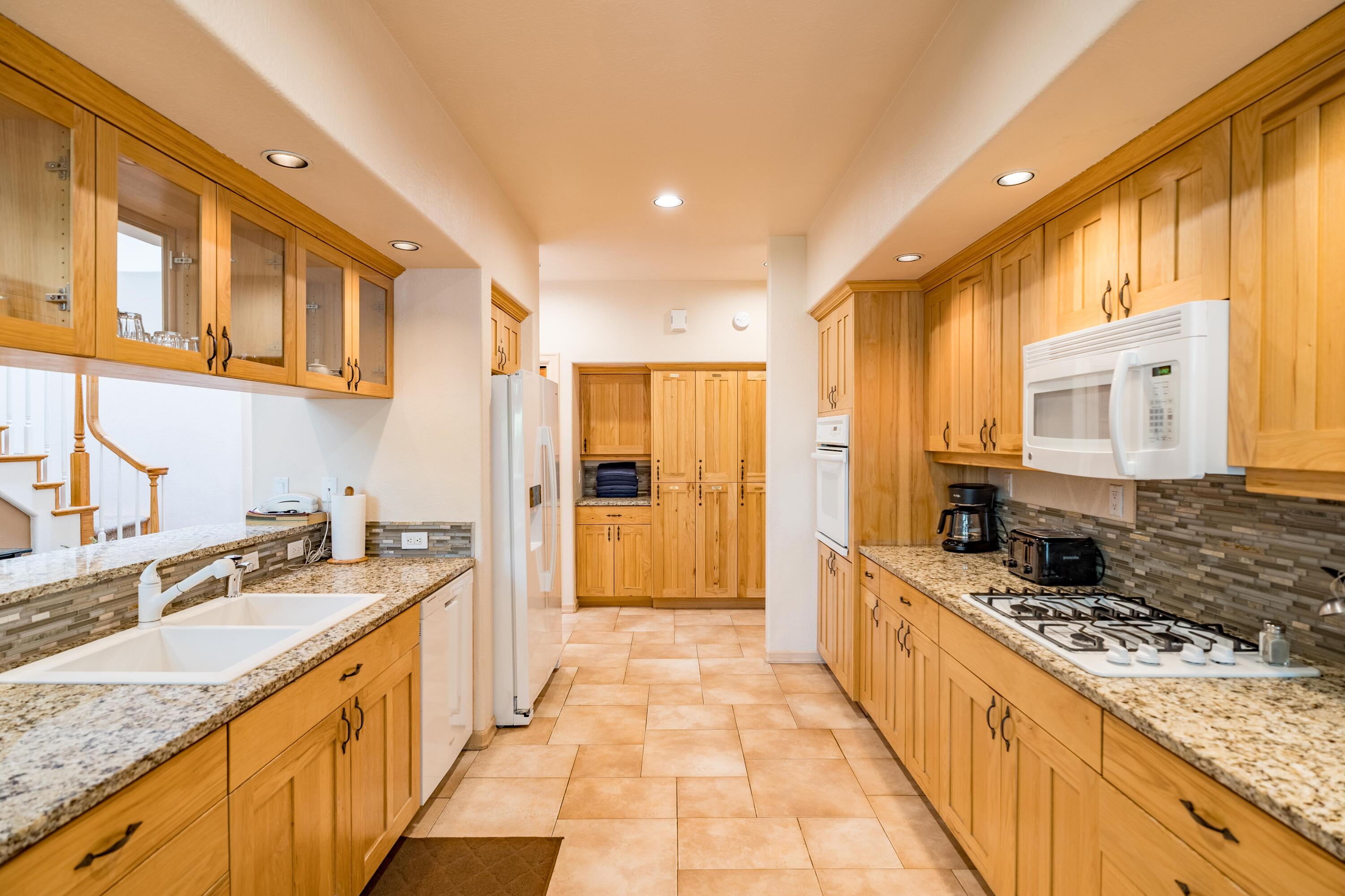 StoneTH - Residential