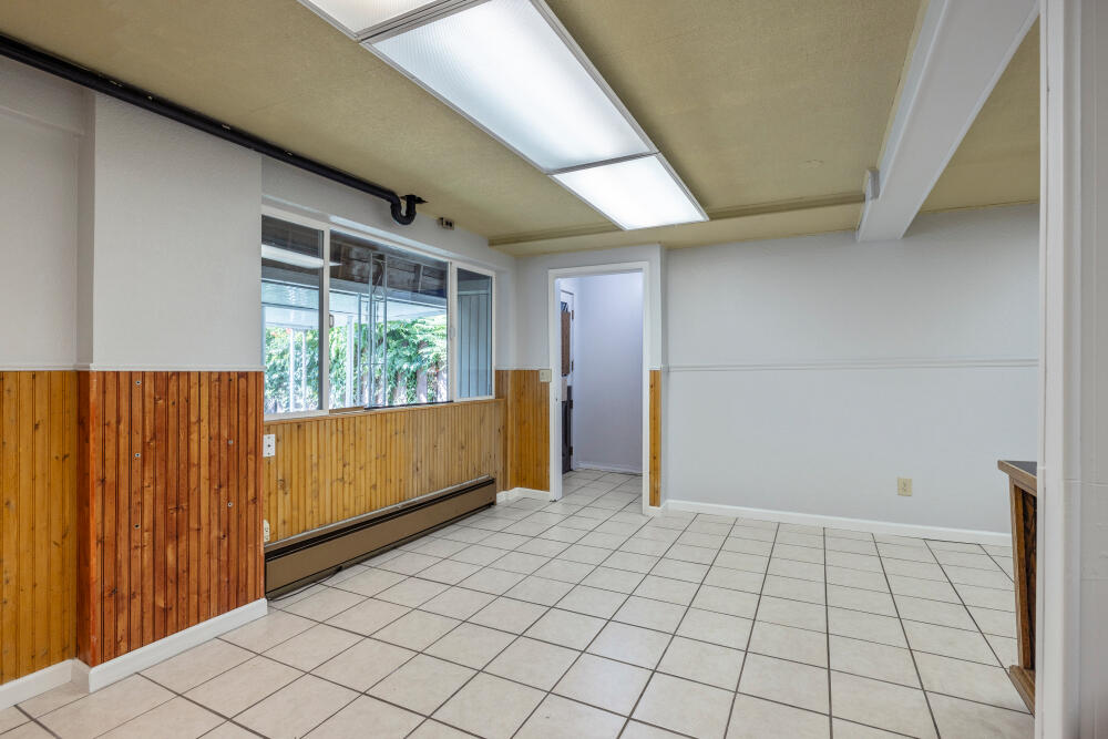 Klamath Falls -Hot Springs Addition - Commercial Sale