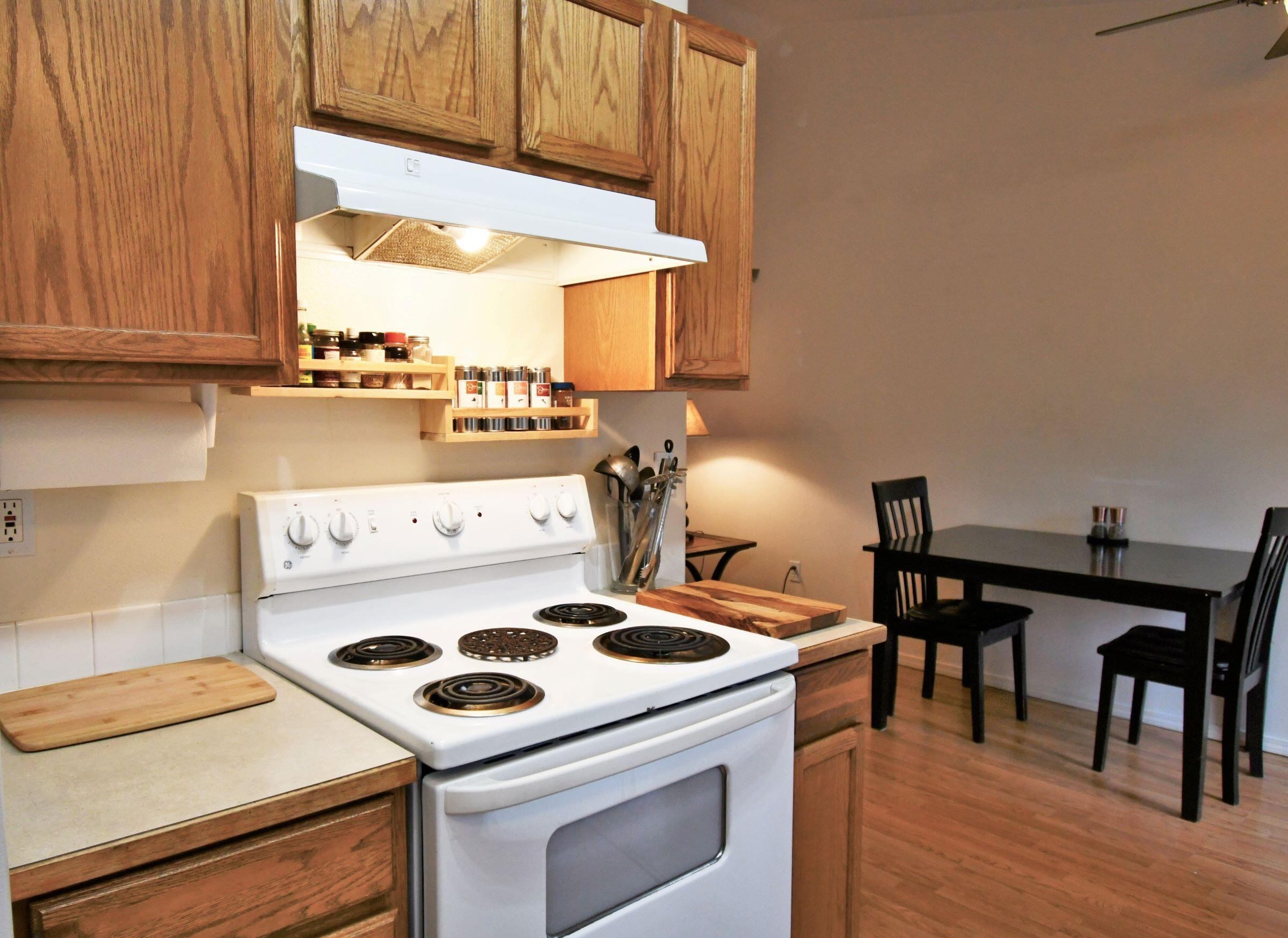 Deschutes River Cros - Residential