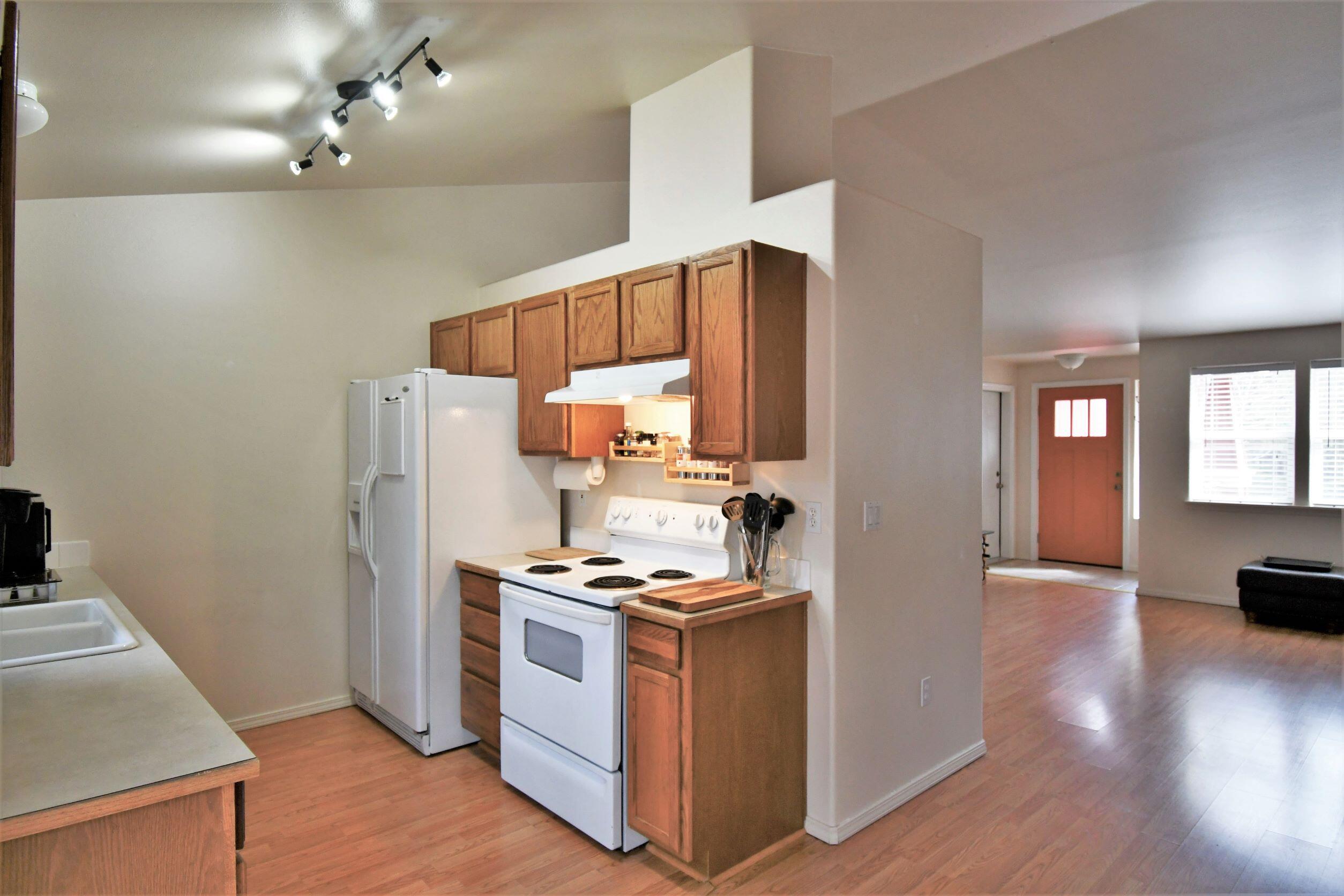 Deschutes River Cros - Residential