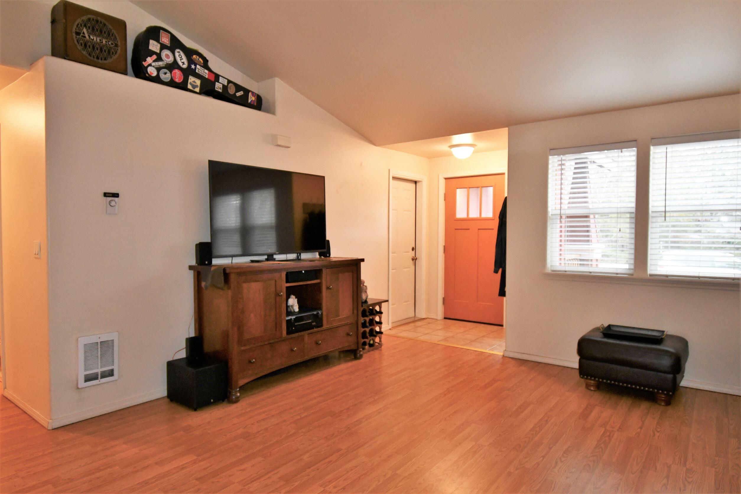 Deschutes River Cros - Residential