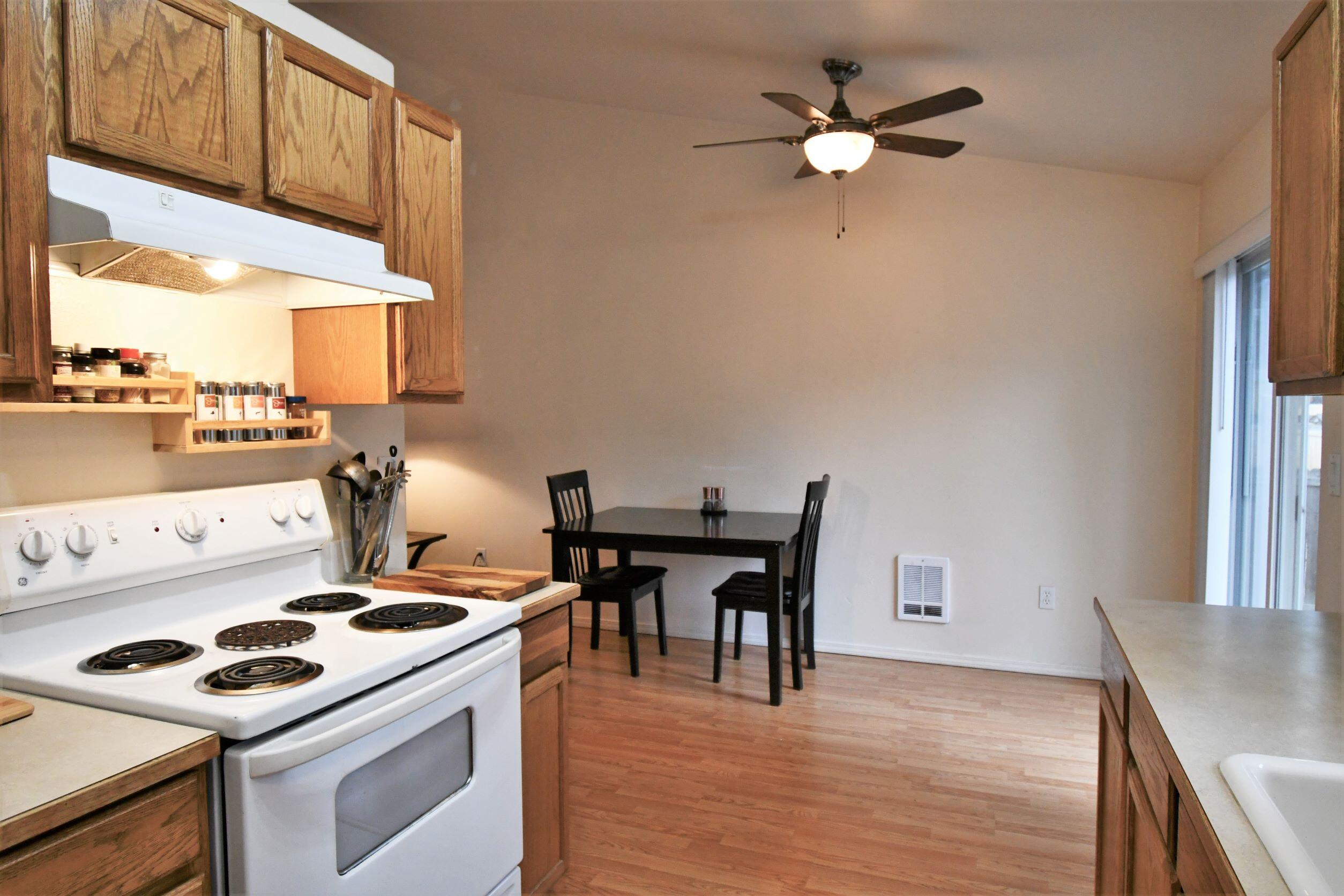 Deschutes River Cros - Residential