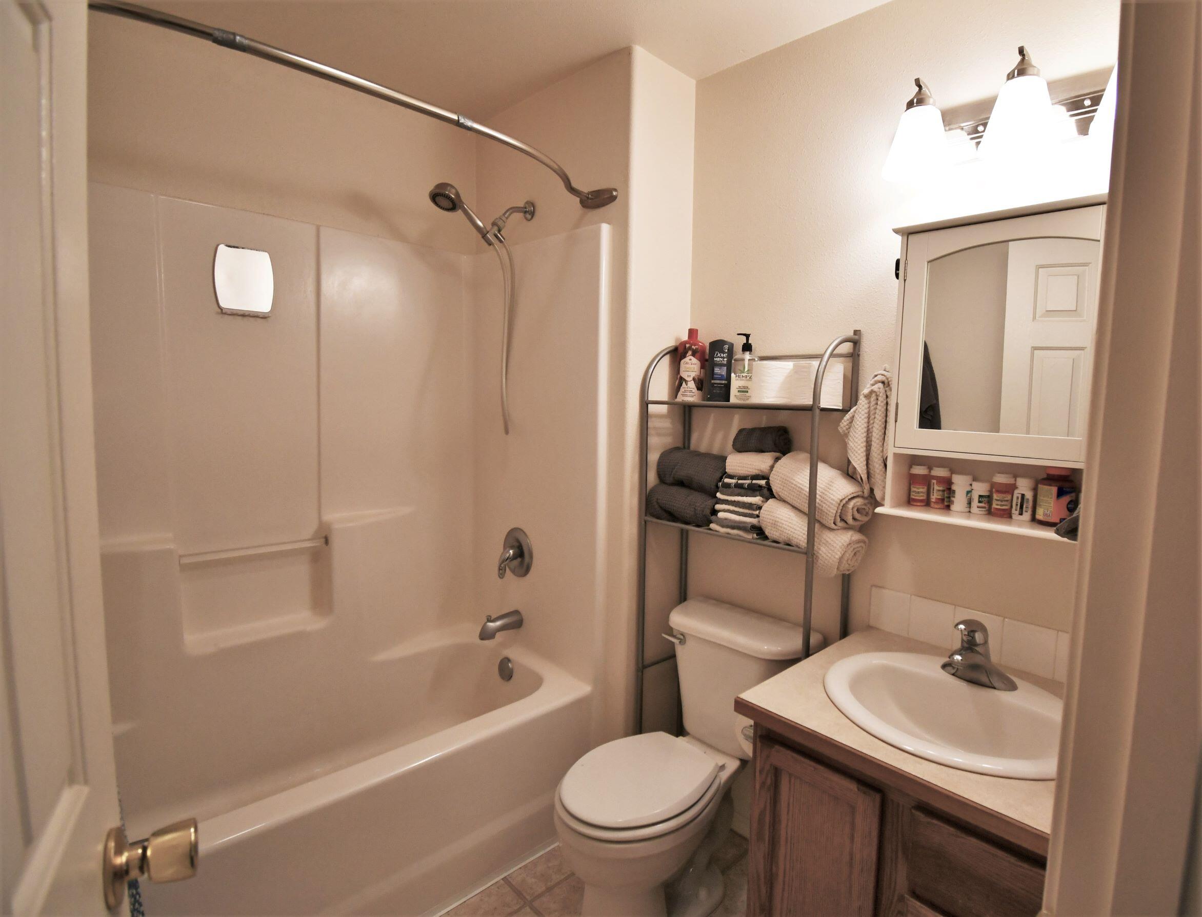 Deschutes River Cros - Residential