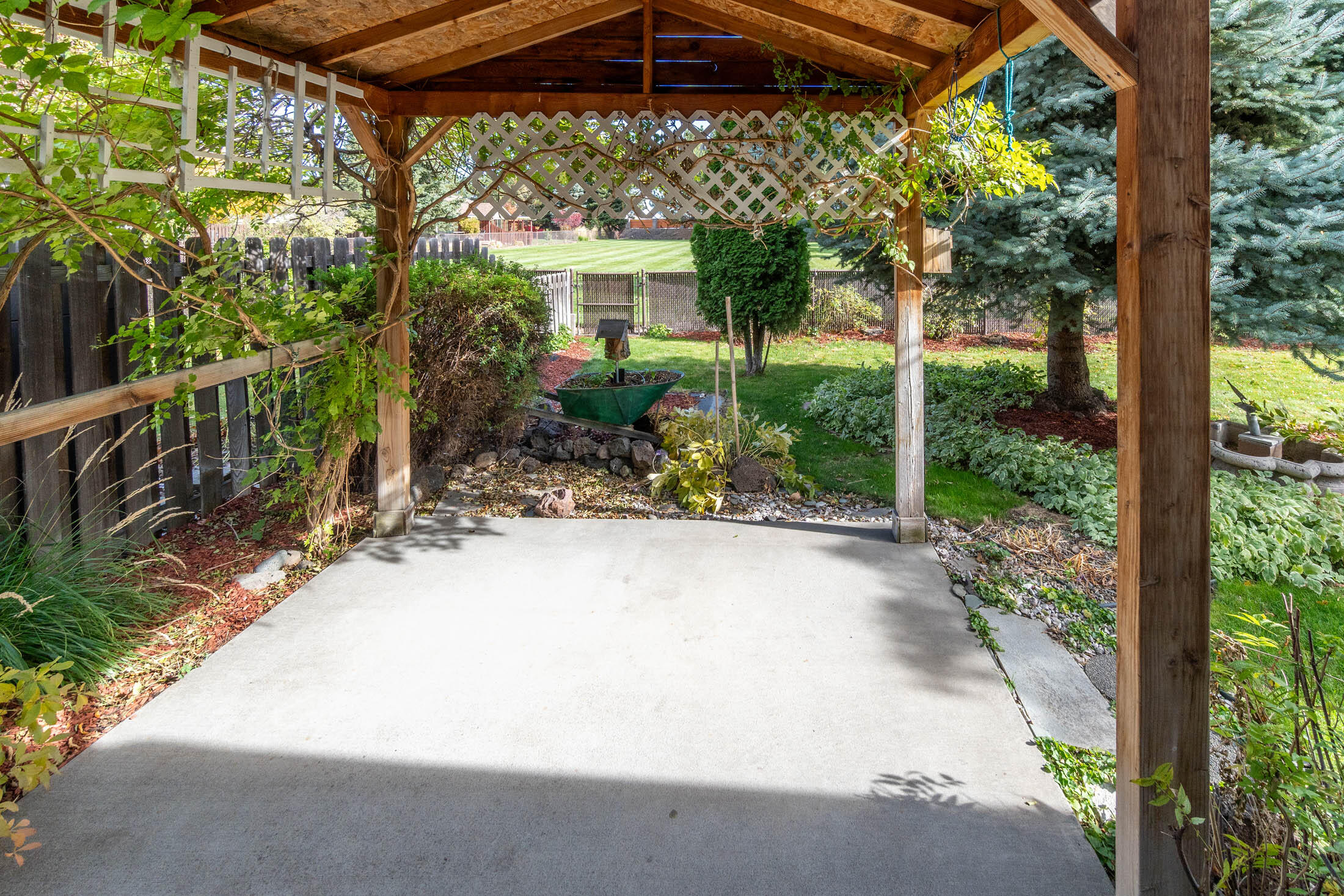 Greens At Redmond - Residential