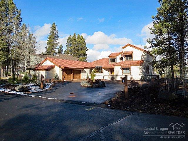 Fairway Crest Village - Residential