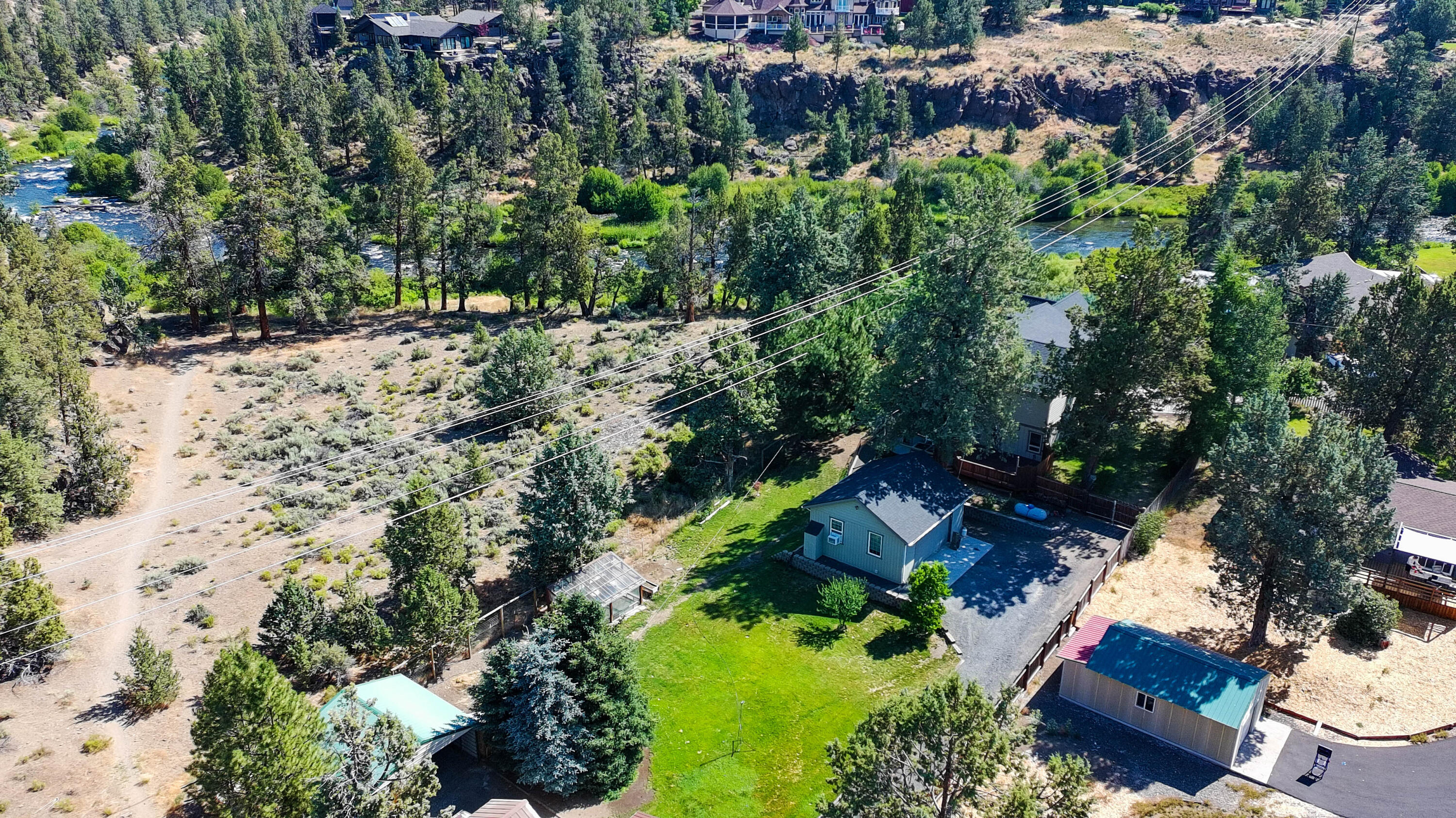 Desc Rvr Hmst Rimrk - Residential