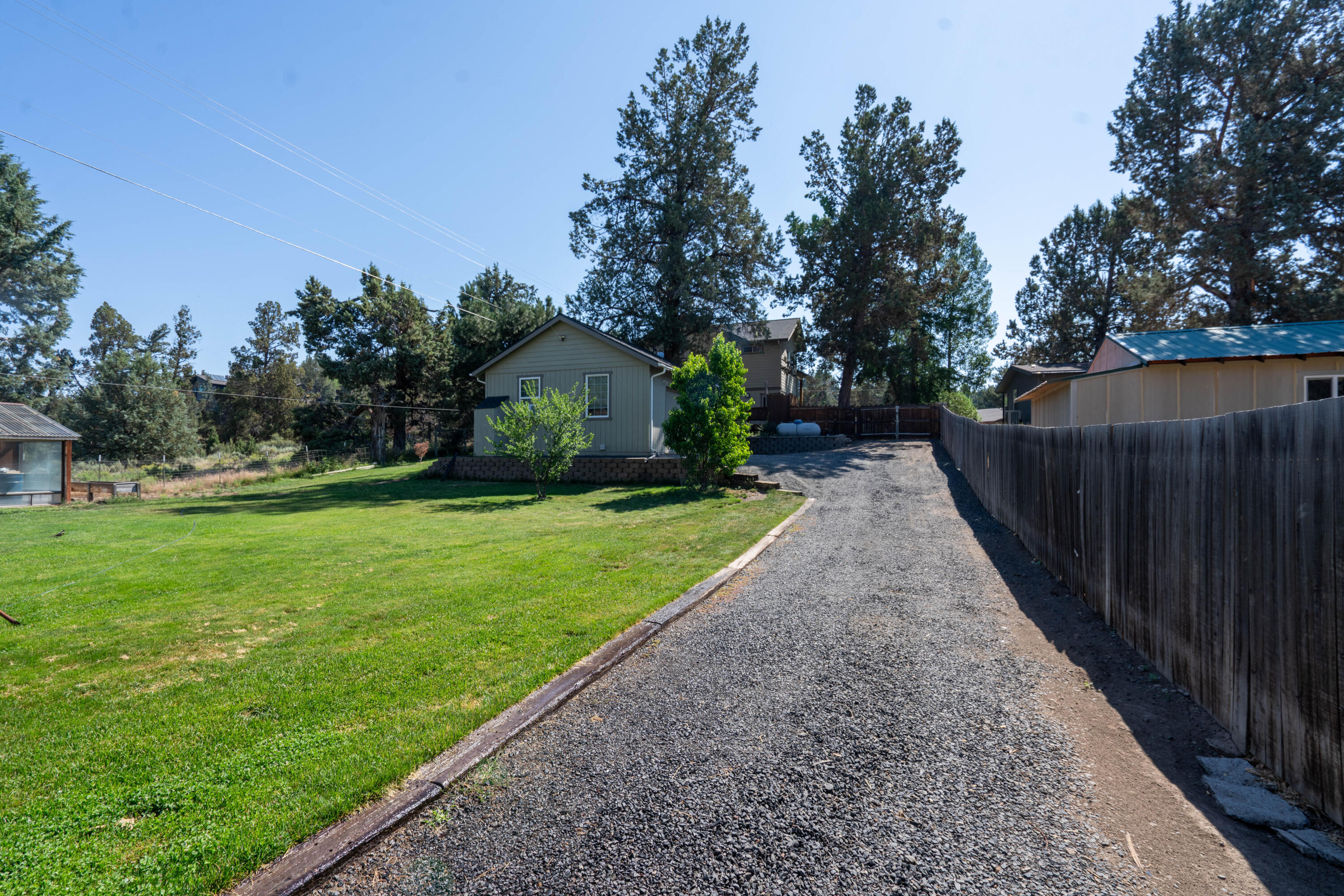 Desc Rvr Hmst Rimrk - Residential