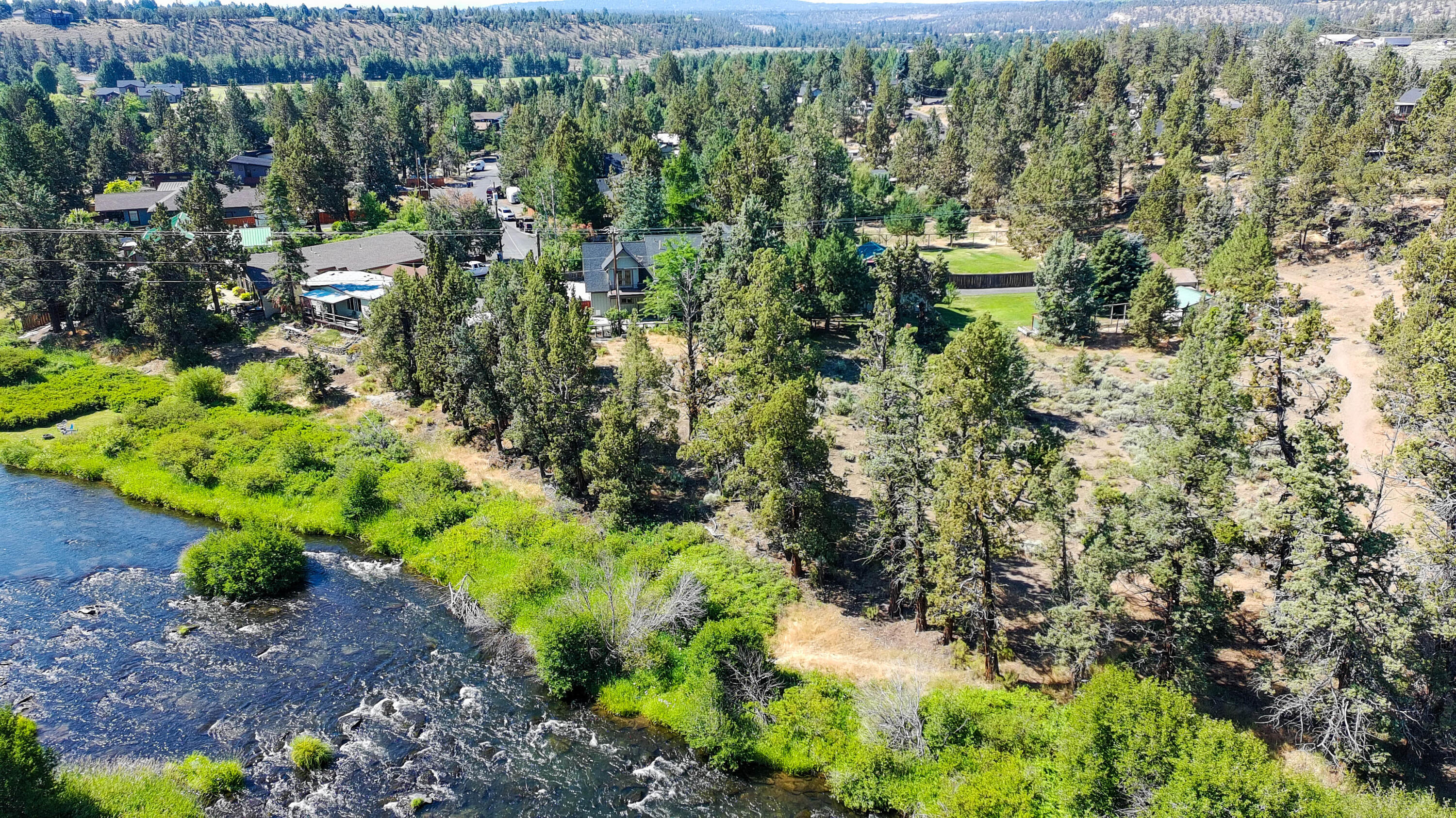 Desc Rvr Hmst Rimrk - Residential