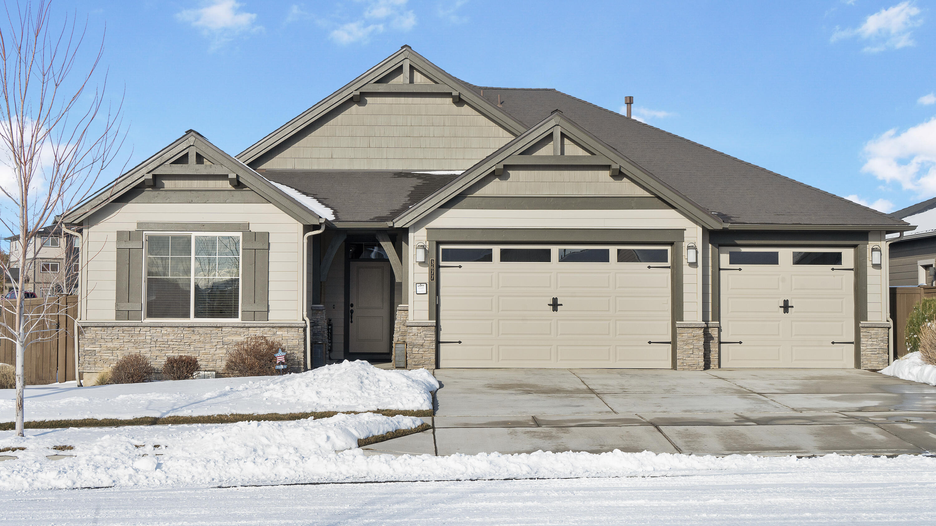Embark on a seamless blend of comfort and convenience with this timeless home. Located just a brief 5-minute drive from the fairgrounds and Redmond/Bend Airport, a mere 10 minutes from the shops and dining of downtown, and a quick 20-minute drive to either Smith Rock or Bend, this meticulously maintained home puts the best of Redmond living at your doorstep. Boasting tall ceilings and ample space, the home features three ensuite bedrooms, all on one level. The enchanting Great Room, harmonized with an open kitchen and an island with bar seating, seamlessly transitions into the dining area. Venture outside to the low-maintenance backyard, complete with a covered patio. Don't miss the chance to experience the vibrant Redmond lifestyle firsthand—come and explore this captivating home!